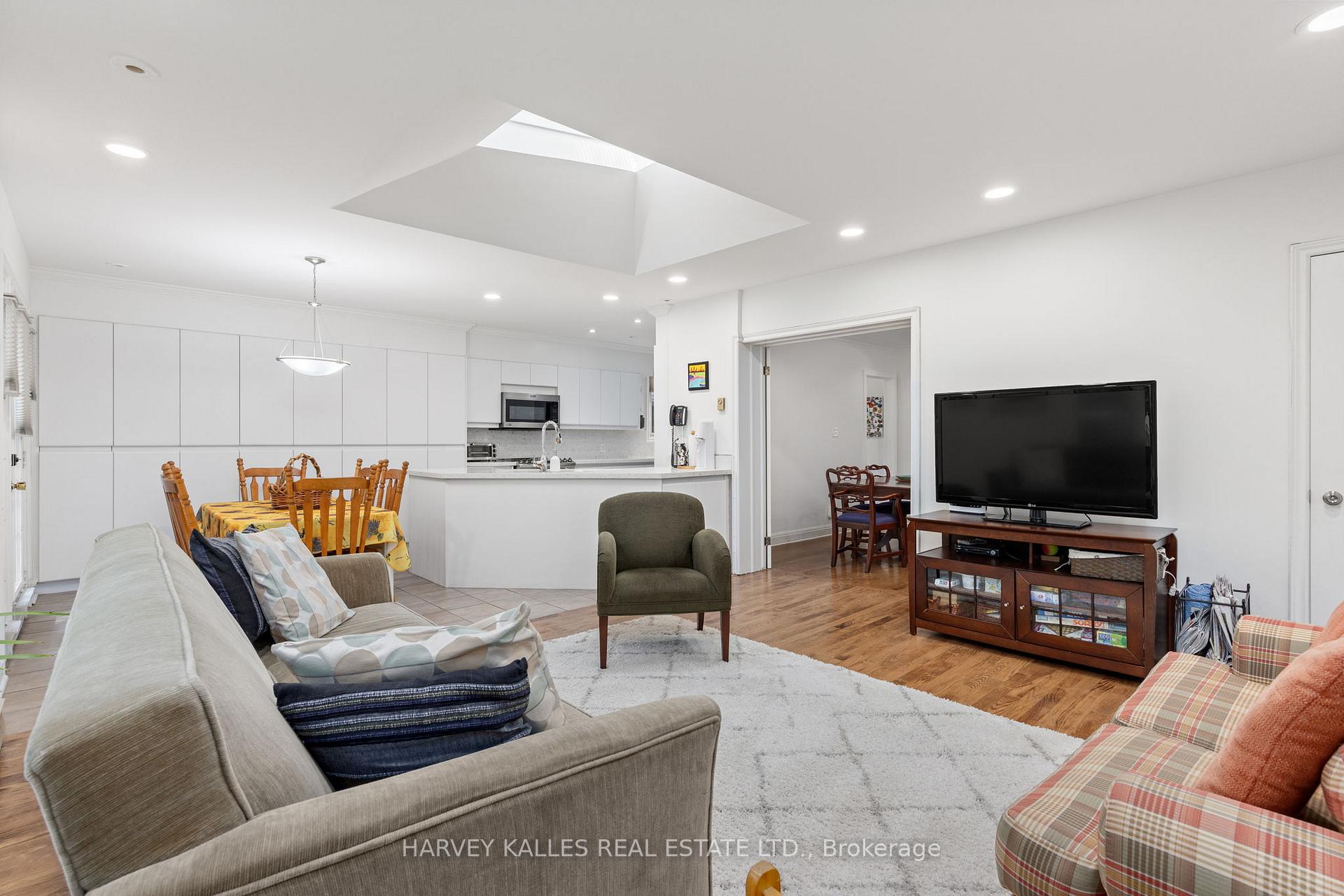 Photo 23 of 52 Park Hill Road, Toronto, Forest Hill North — HOMEH