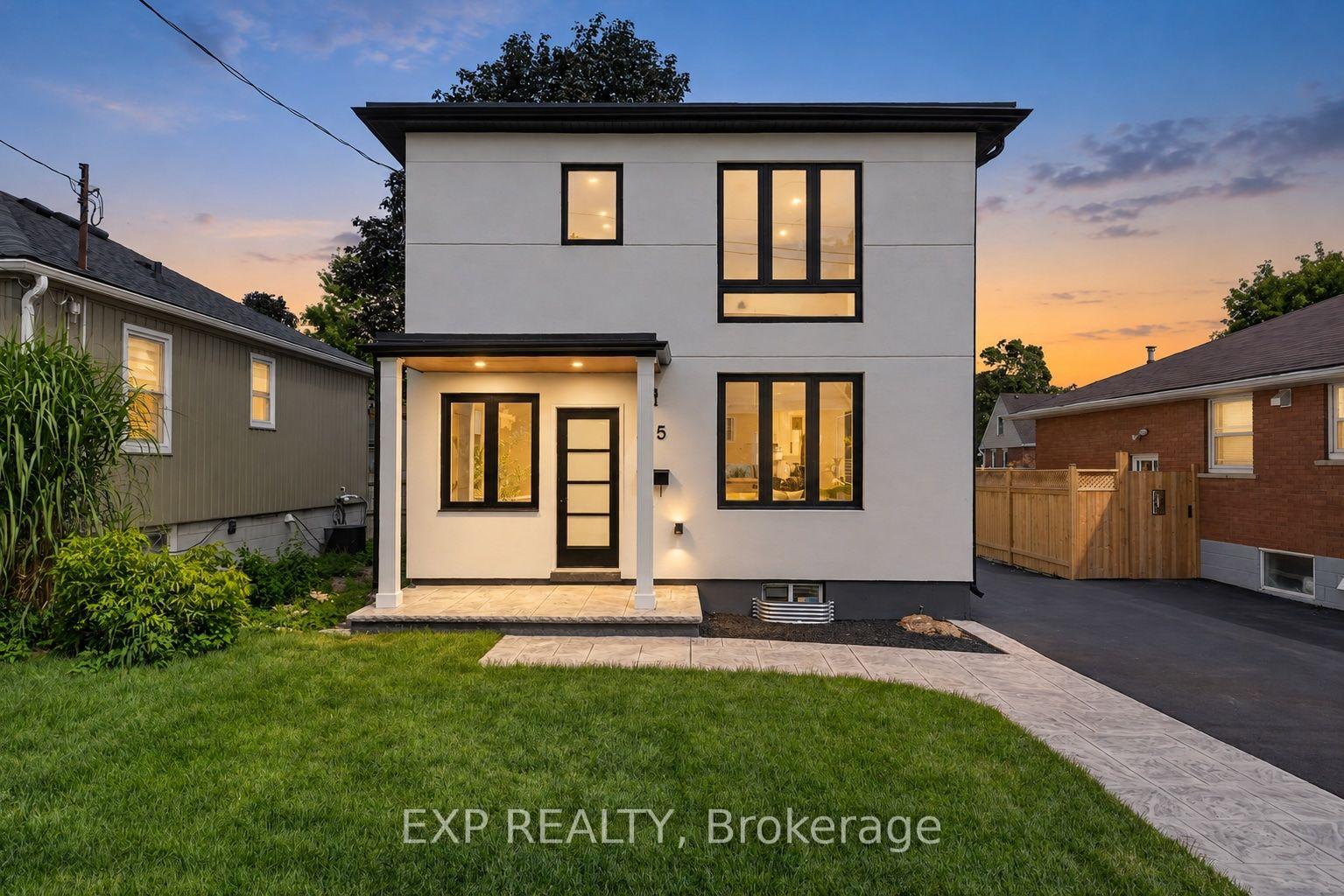 Photo 1 of 325 Queensdale Avenue E, Hamilton, Inch Park — HOMEH