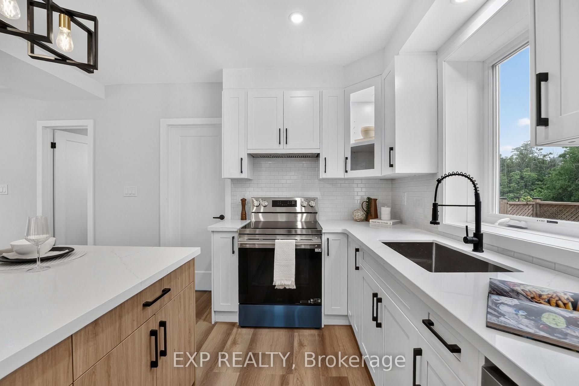 Photo 16 of 325 Queensdale Avenue E, Hamilton, Inch Park — HOMEH