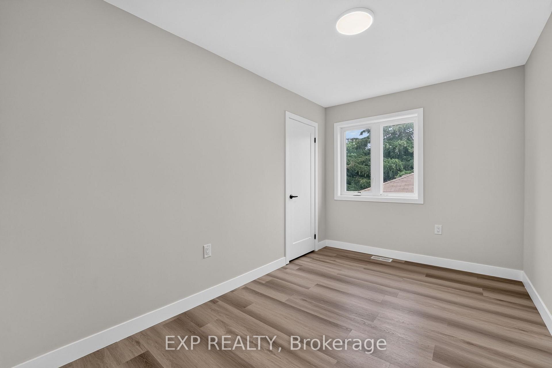 Photo 39 of 325 Queensdale Avenue E, Hamilton, Inch Park — HOMEH
