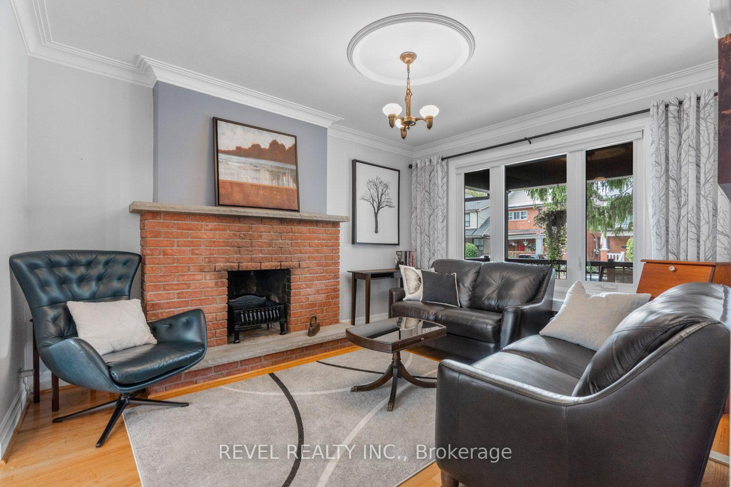 Photo 4 of 165 Northcliffe Boulevard, Toronto, Oakwood Village — HOMEH