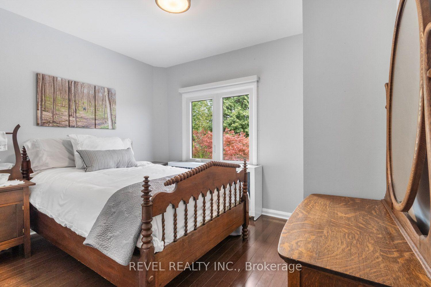 Photo 20 of 165 Northcliffe Boulevard, Toronto, Oakwood Village — HOMEH