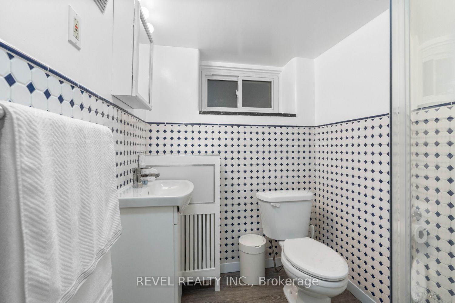 Photo 25 of 165 Northcliffe Boulevard, Toronto, Oakwood Village — HOMEH