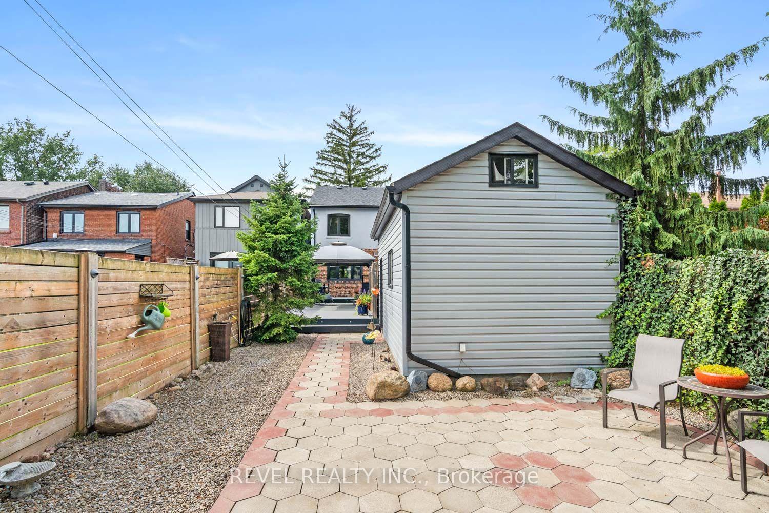 Photo 36 of 165 Northcliffe Boulevard, Toronto, Oakwood Village — HOMEH