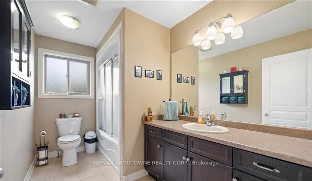 Photo 11 of 4015 Weinbrenner Road, Niagara Falls, Chippawa — HOMEH