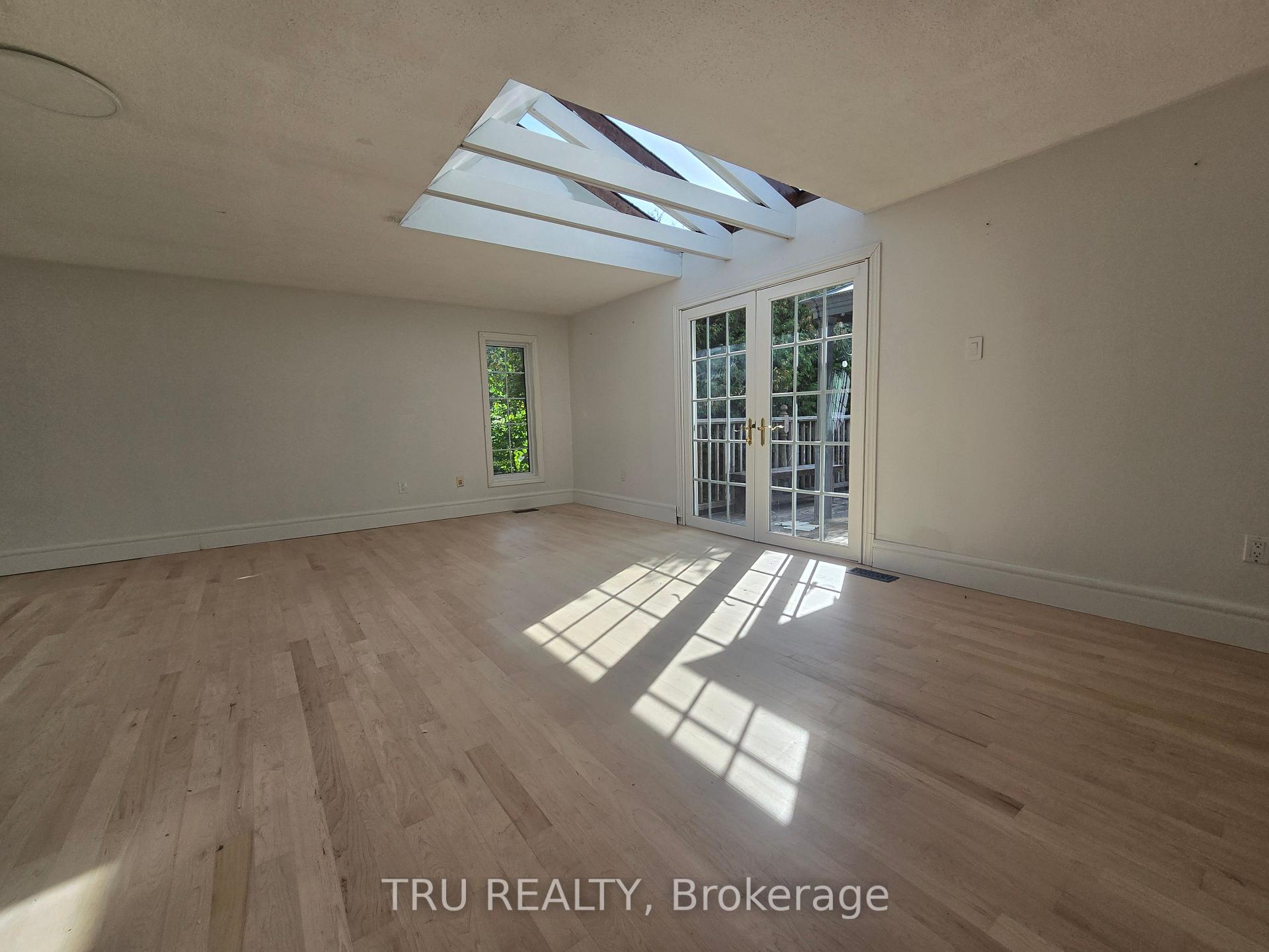 Photo 17 of 14 Langholm Crescent, Ottawa, Barrhaven - Pheasant Run — HOMEH