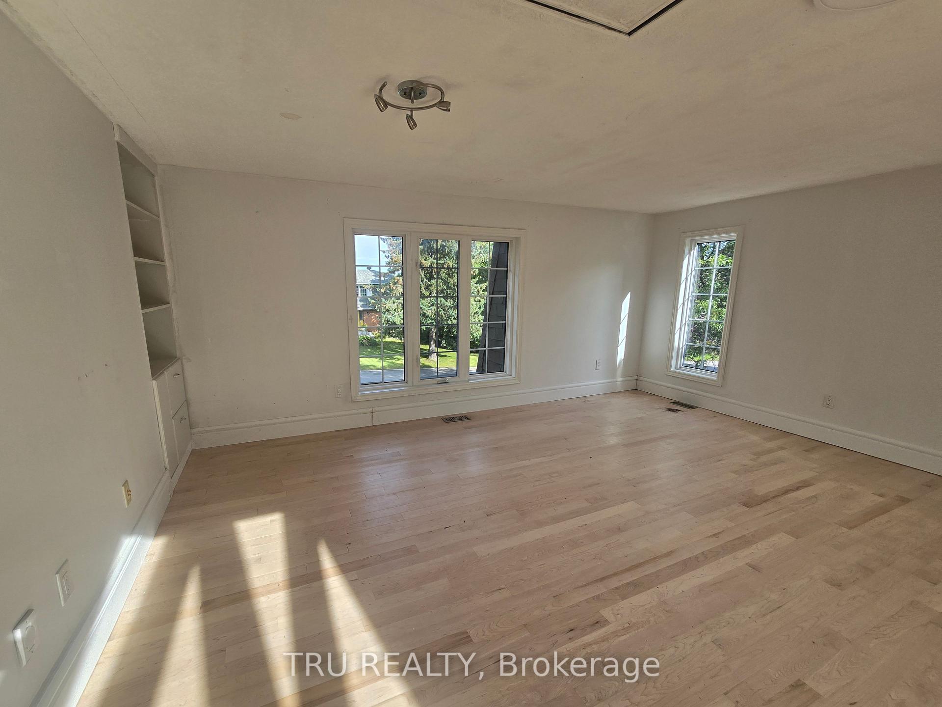 Photo 19 of 14 Langholm Crescent, Ottawa, Barrhaven - Pheasant Run — HOMEH