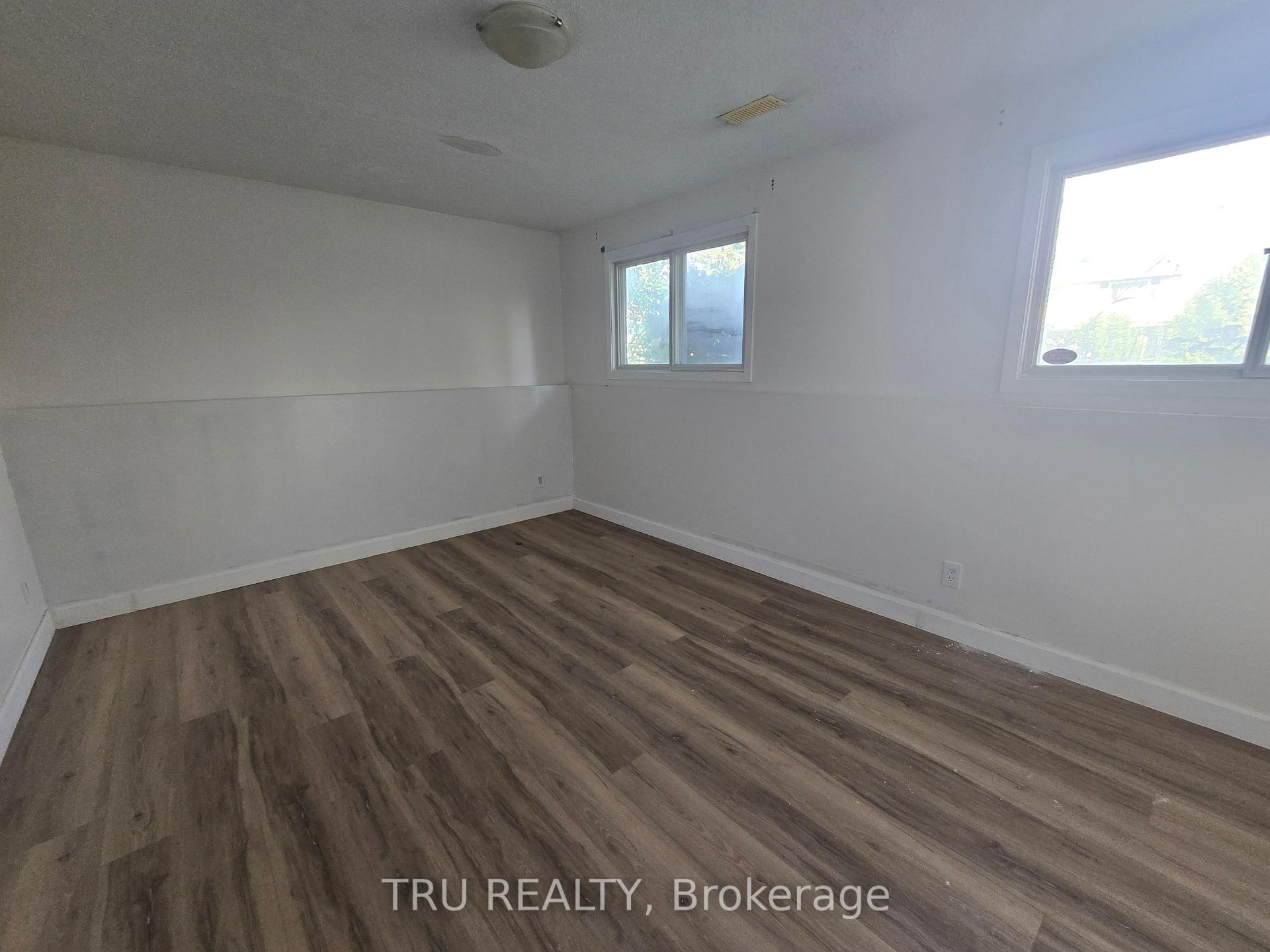 Photo 31 of 14 Langholm Crescent, Ottawa, Barrhaven - Pheasant Run — HOMEH