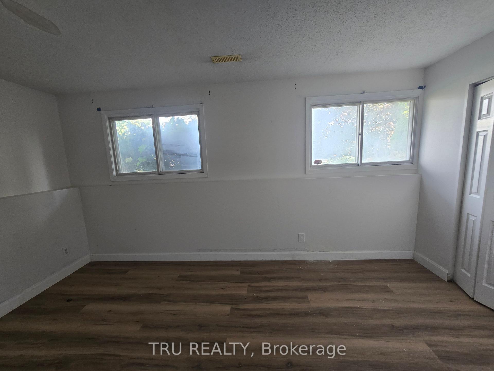 Photo 32 of 14 Langholm Crescent, Ottawa, Barrhaven - Pheasant Run — HOMEH