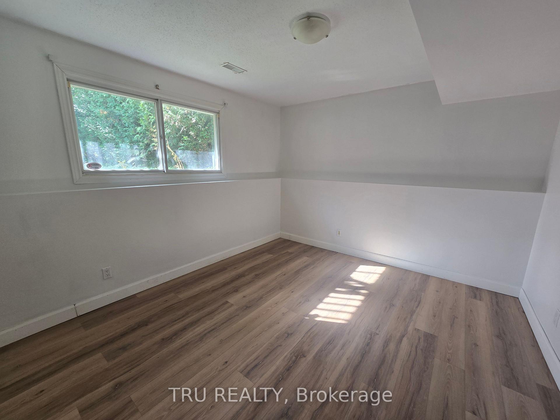 Photo 33 of 14 Langholm Crescent, Ottawa, Barrhaven - Pheasant Run — HOMEH
