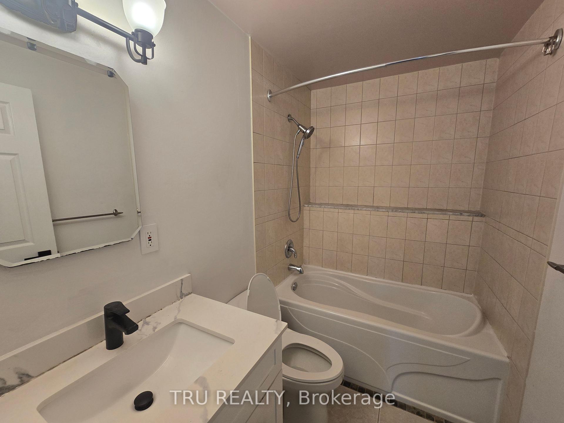 Photo 34 of 14 Langholm Crescent, Ottawa, Barrhaven - Pheasant Run — HOMEH