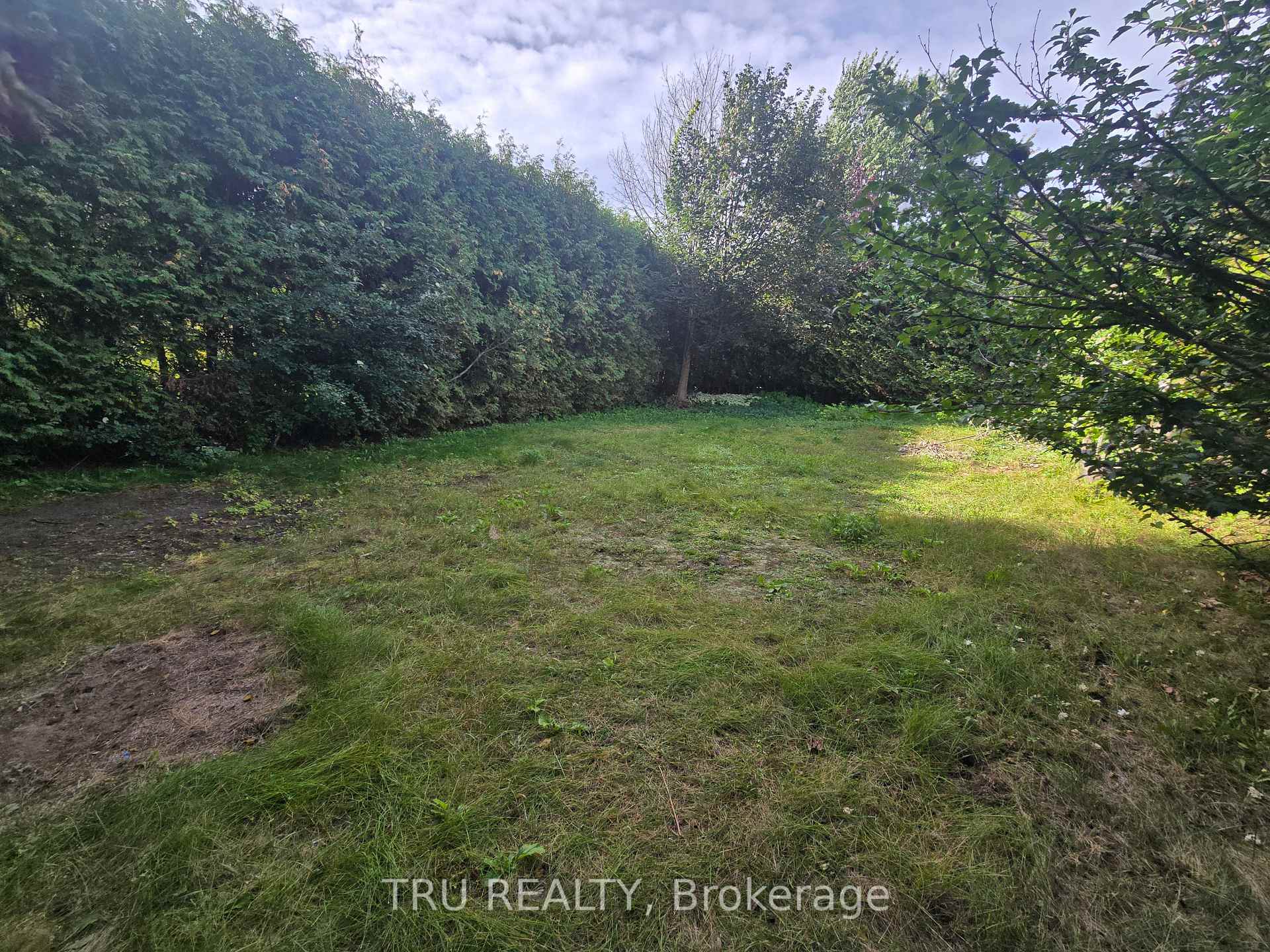 Photo 39 of 14 Langholm Crescent, Ottawa, Barrhaven - Pheasant Run — HOMEH