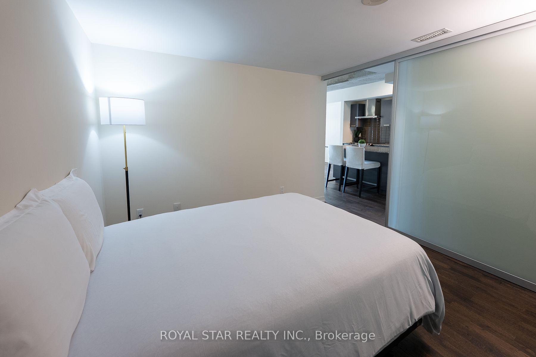 Photo 8 of Unit 623, 95 Bathurst Street, Toronto, Waterfront Communities — HOMEH
