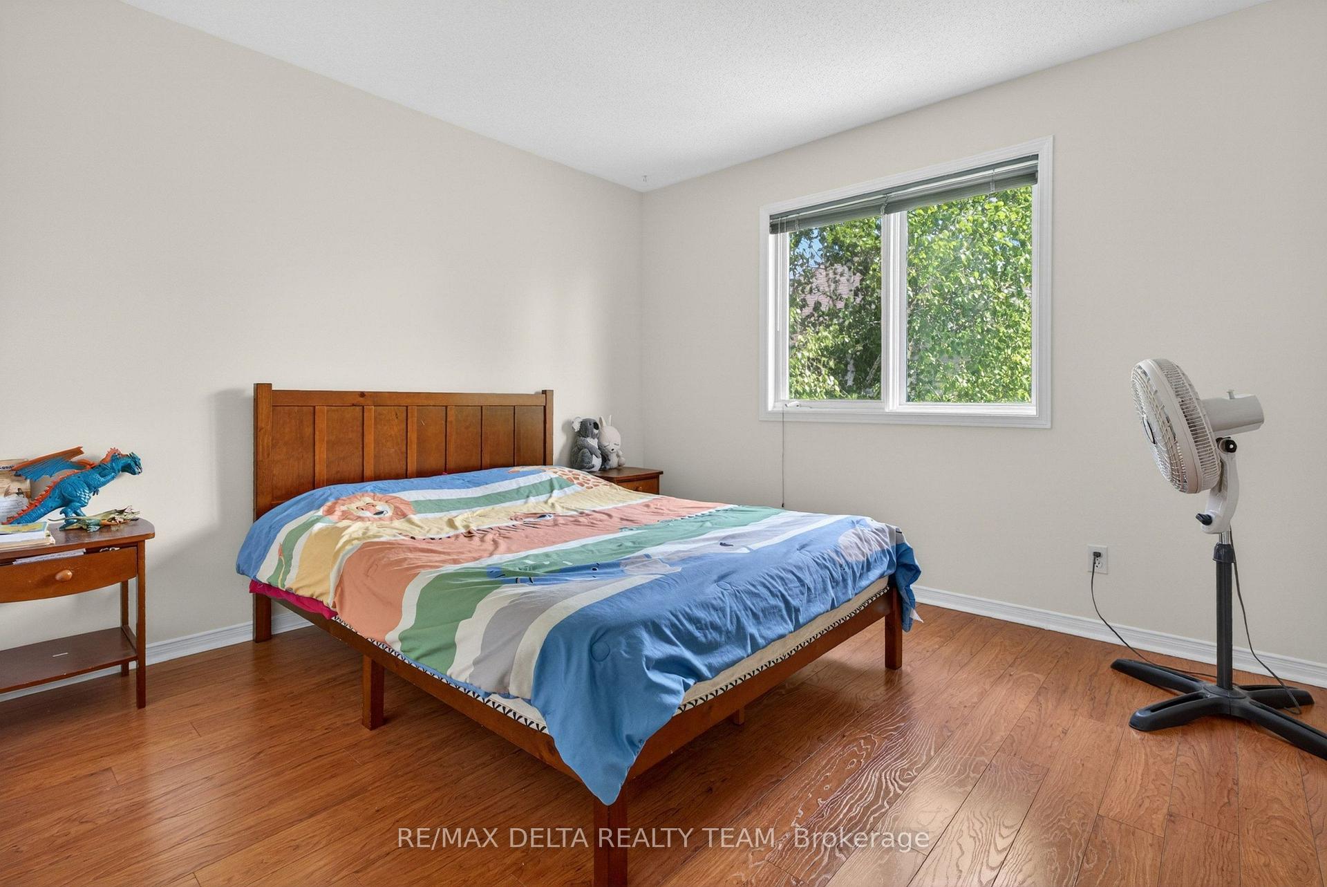 Photo 40 of 46 Brichfield Avenue, Ottawa, Kanata - Emerald Meadows/Trailwest — HOMEH