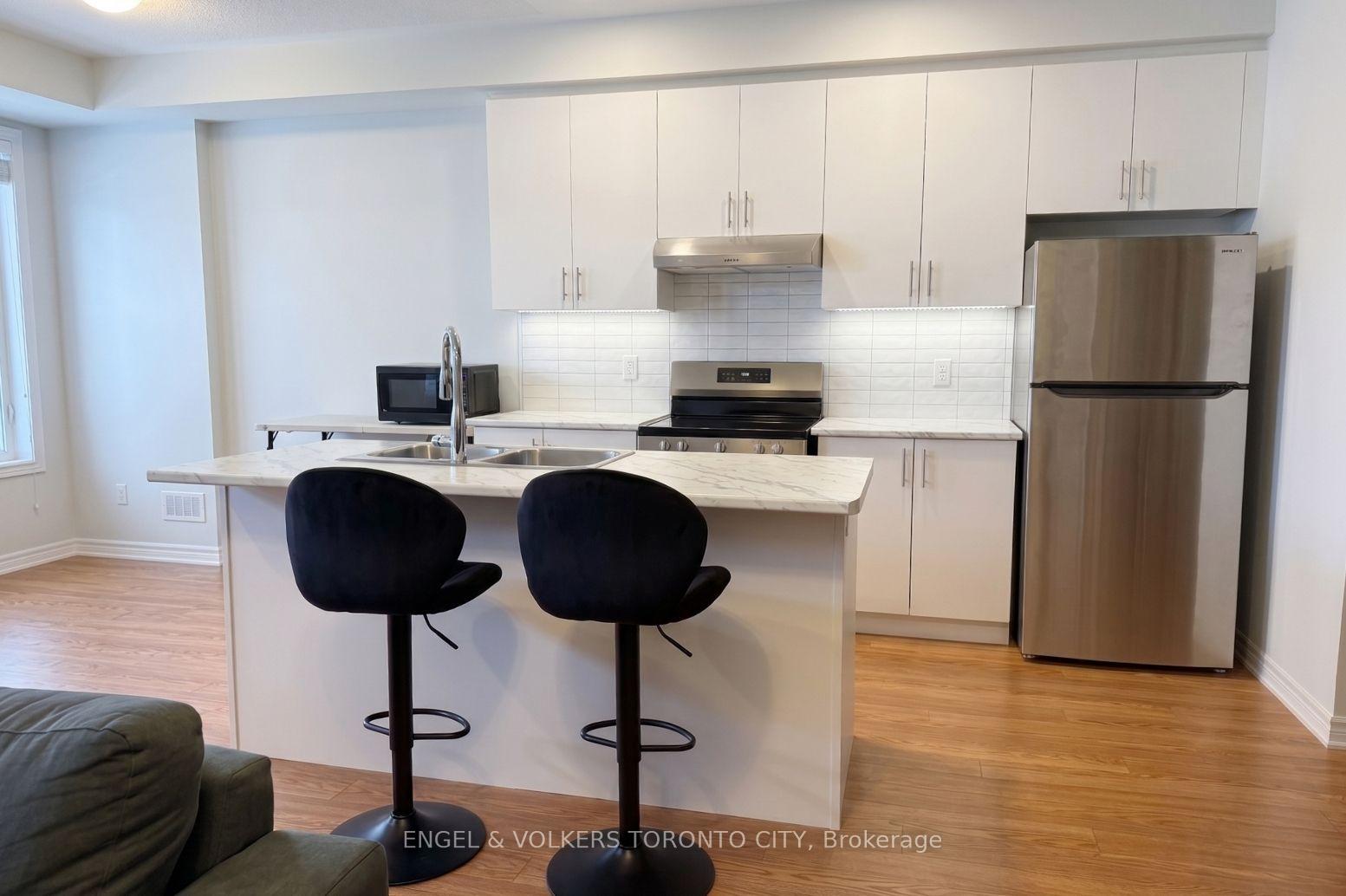 Photo 6 of 1024 Porcupine Path, Oshawa, Kedron — HOMEH