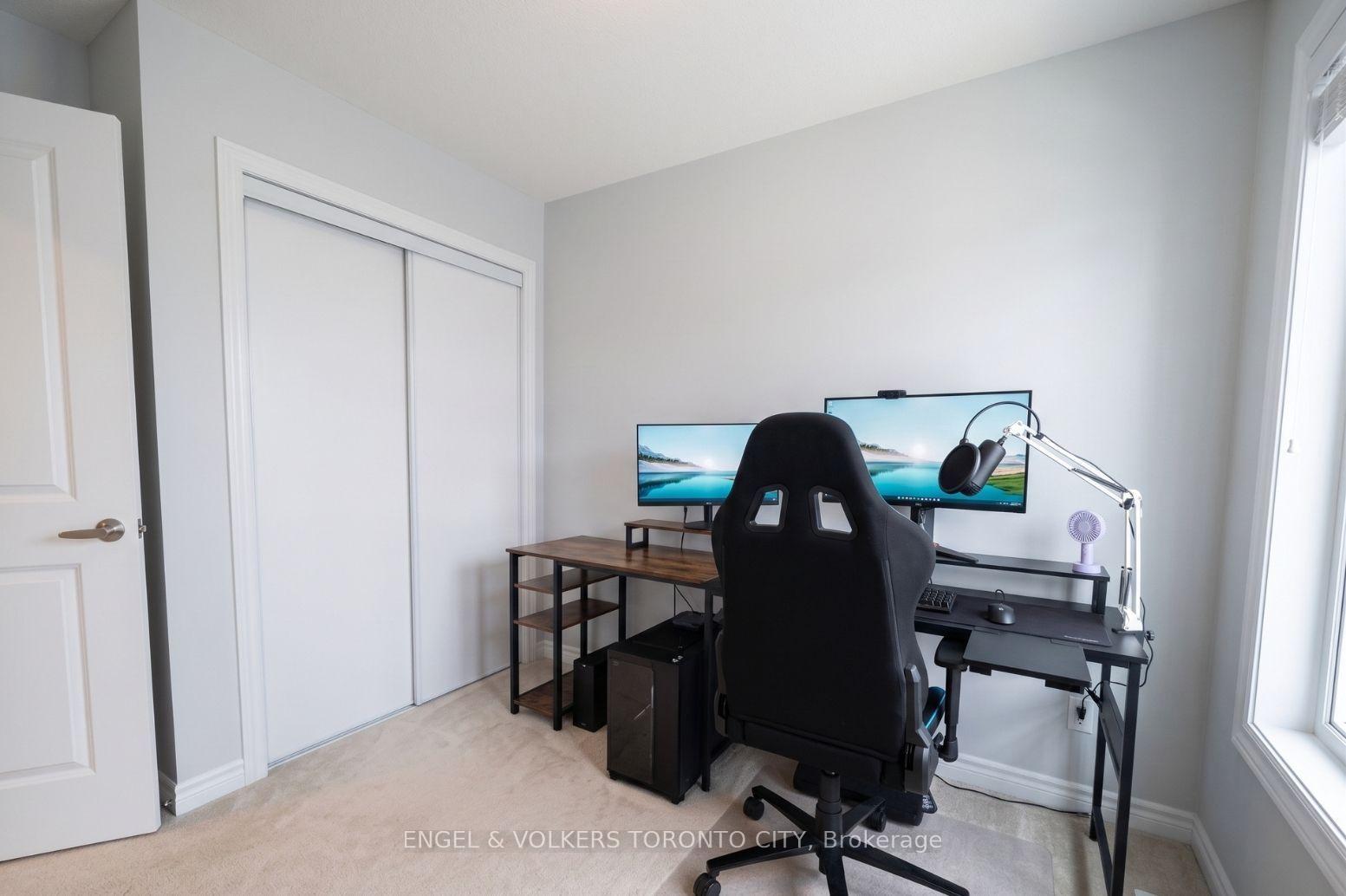 Photo 12 of 1024 Porcupine Path, Oshawa, Kedron — HOMEH