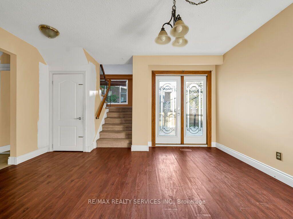 Photo 14 of 41 Simmons Boulevard, Brampton, Madoc — HOMEH