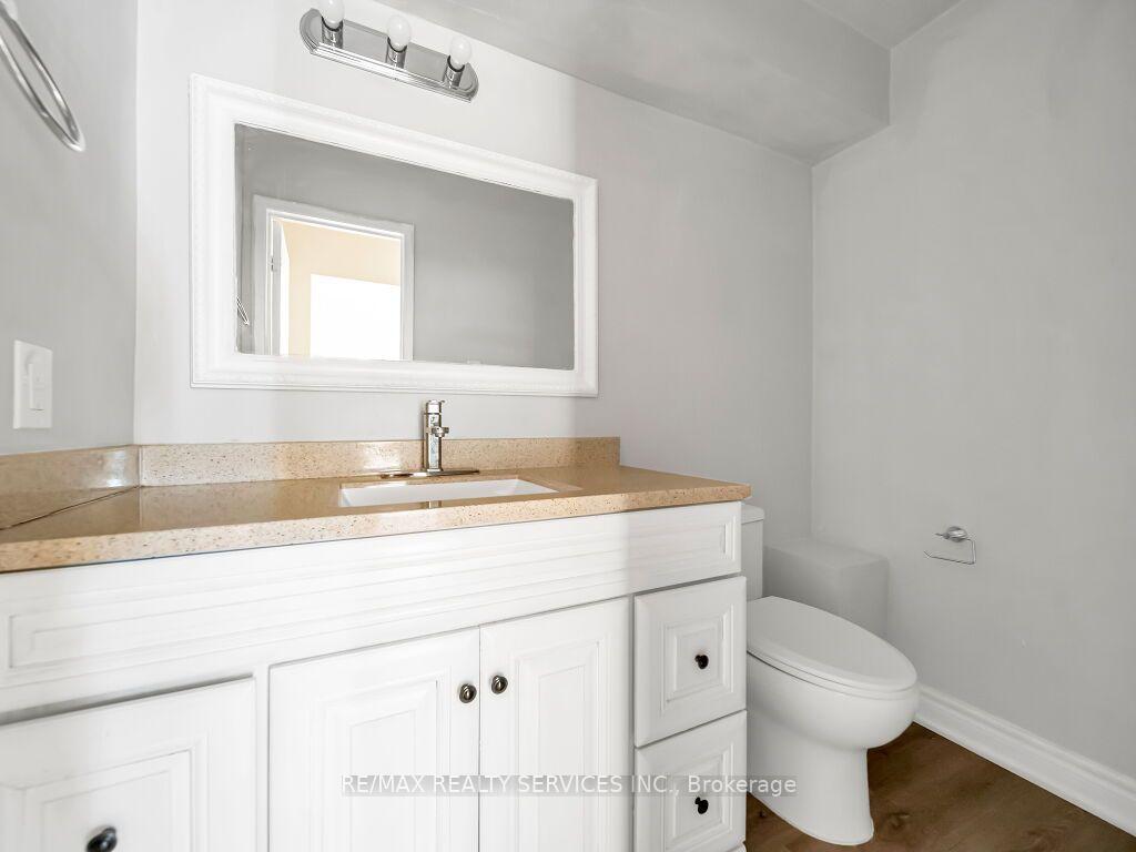 Photo 17 of 41 Simmons Boulevard, Brampton, Madoc — HOMEH