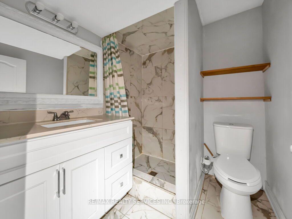 Photo 37 of 41 Simmons Boulevard, Brampton, Madoc — HOMEH