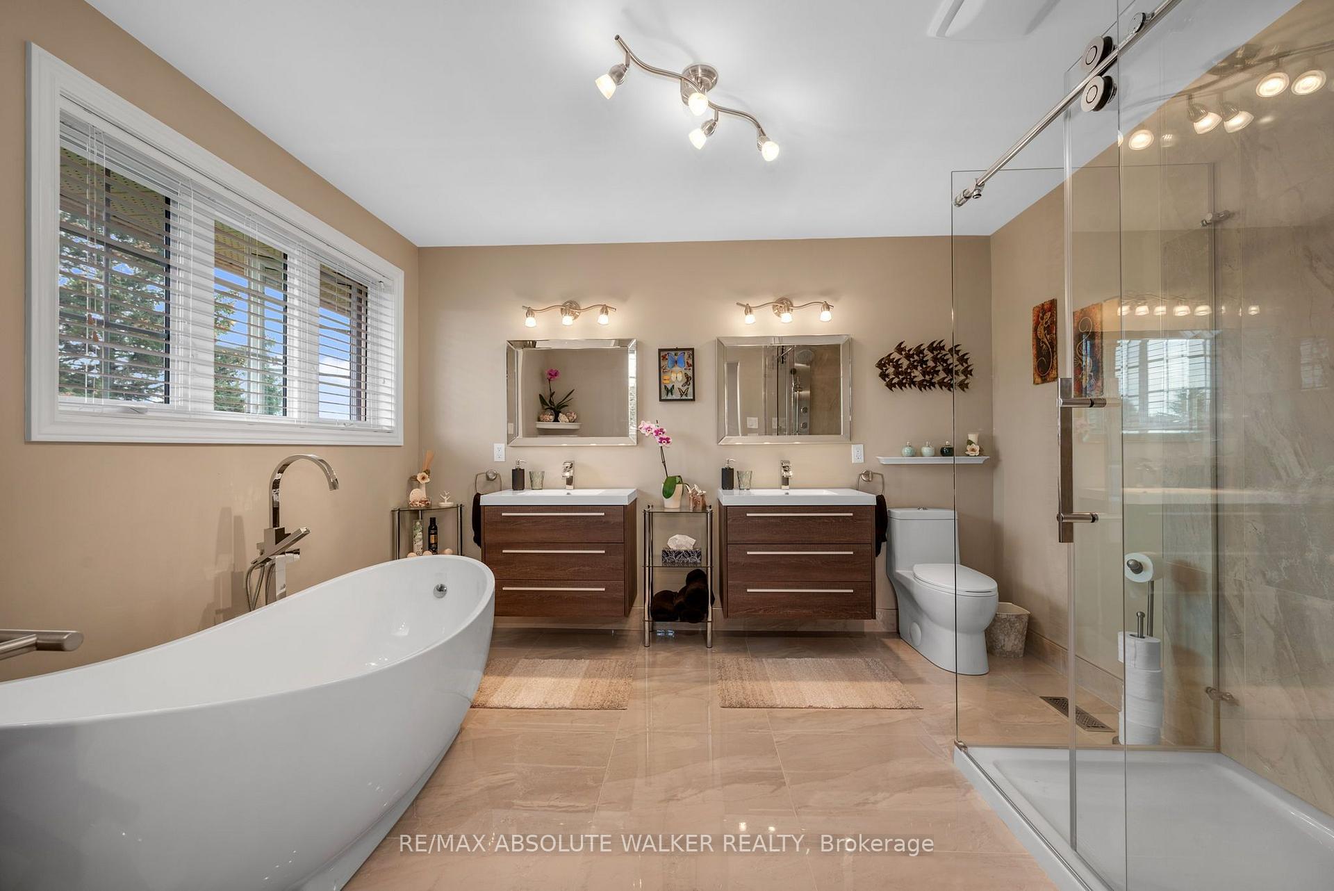 Photo 23 of 7040 Shadow Ridge Drive, Ottawa, Greely — HOMEH