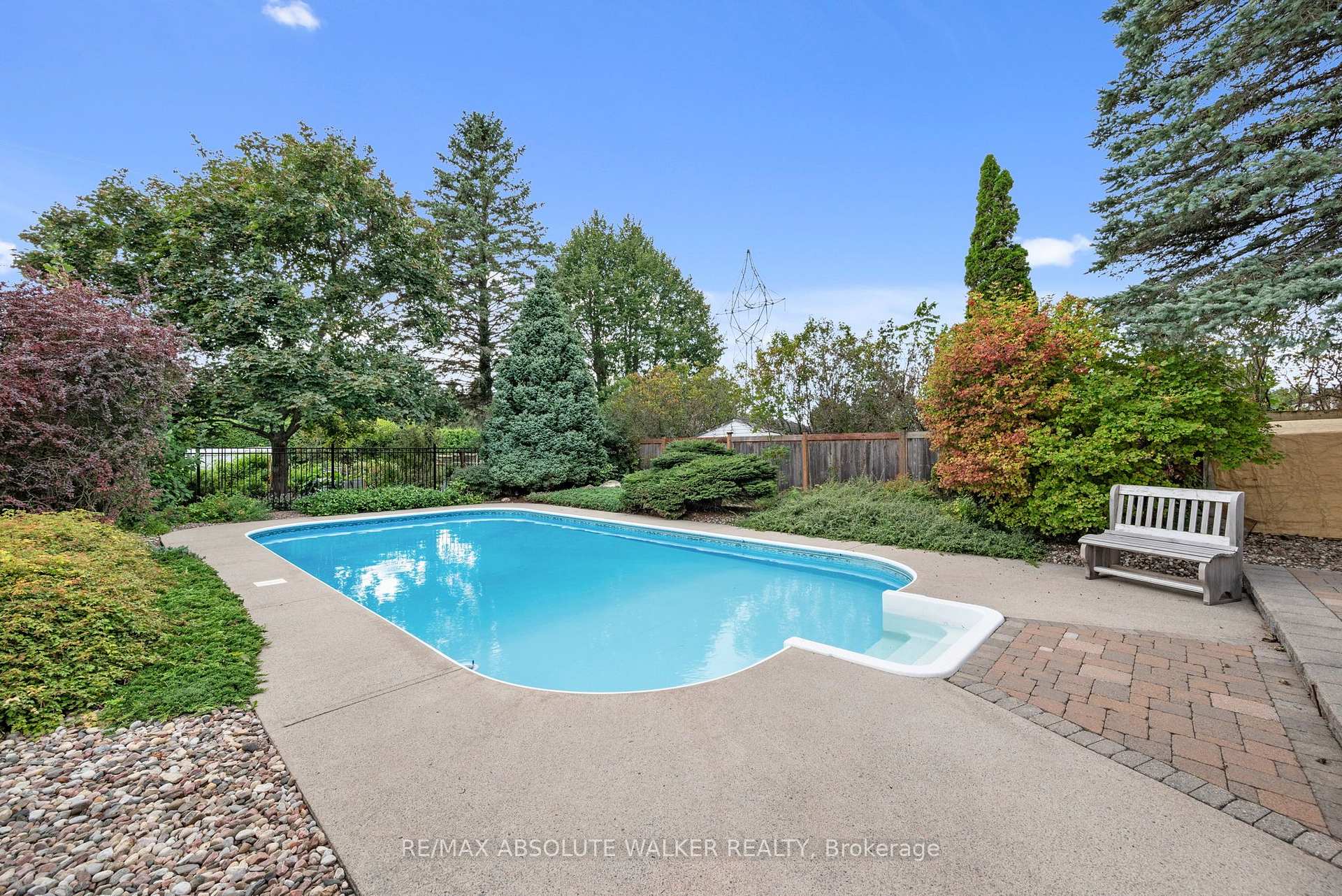 Photo 34 of 7040 Shadow Ridge Drive, Ottawa, Greely — HOMEH