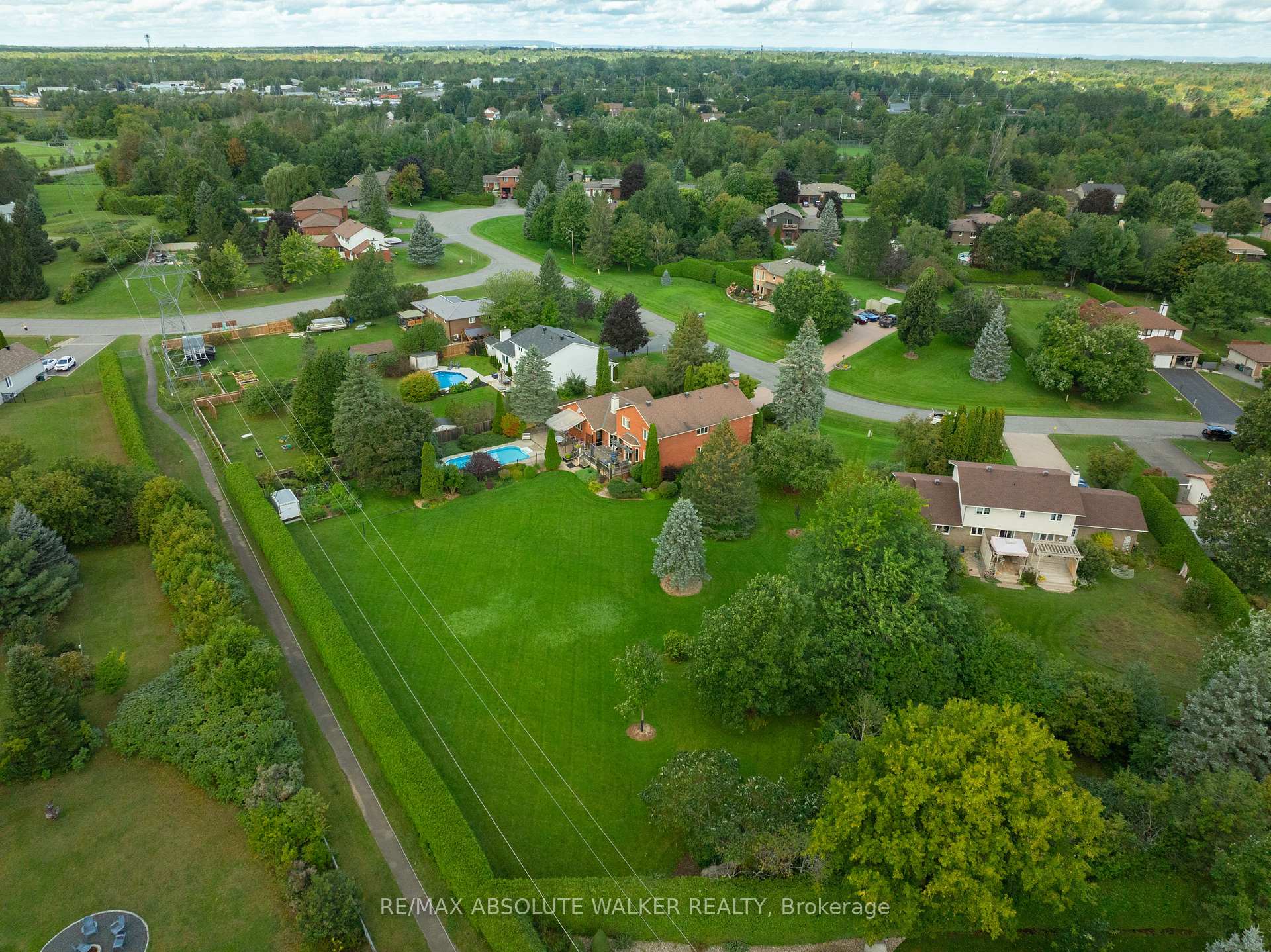 Photo 47 of 7040 Shadow Ridge Drive, Ottawa, Greely — HOMEH