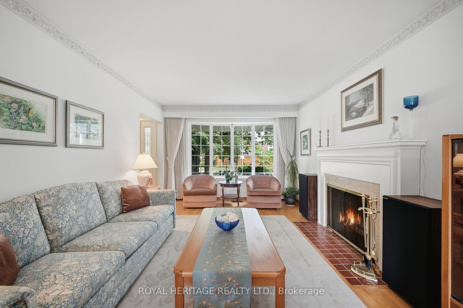 Photo 9 of 81 Tidefall Drive, Scarborough, L'Amoreaux — HOMEH