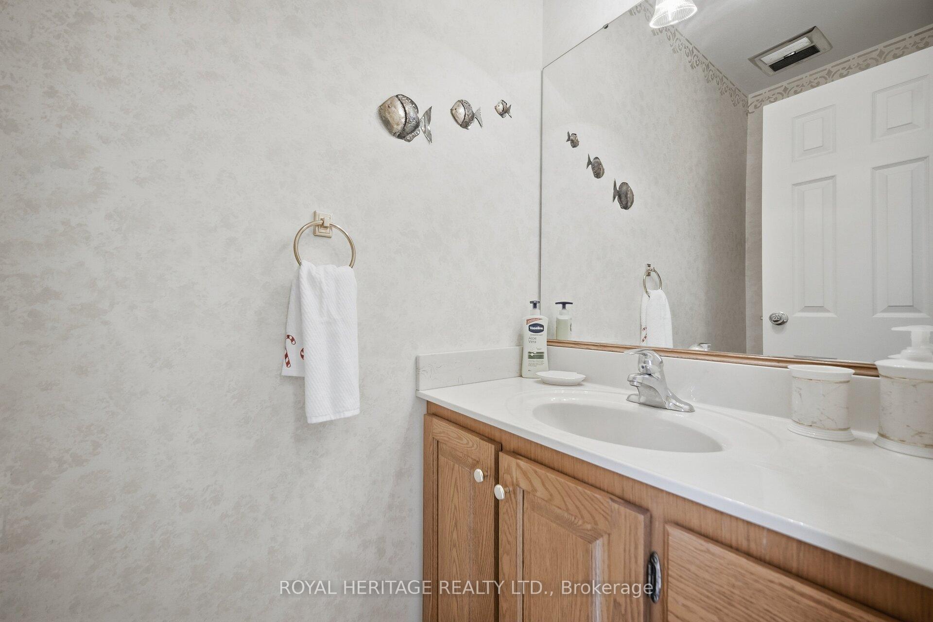 Photo 23 of 81 Tidefall Drive, Scarborough, L'Amoreaux — HOMEH