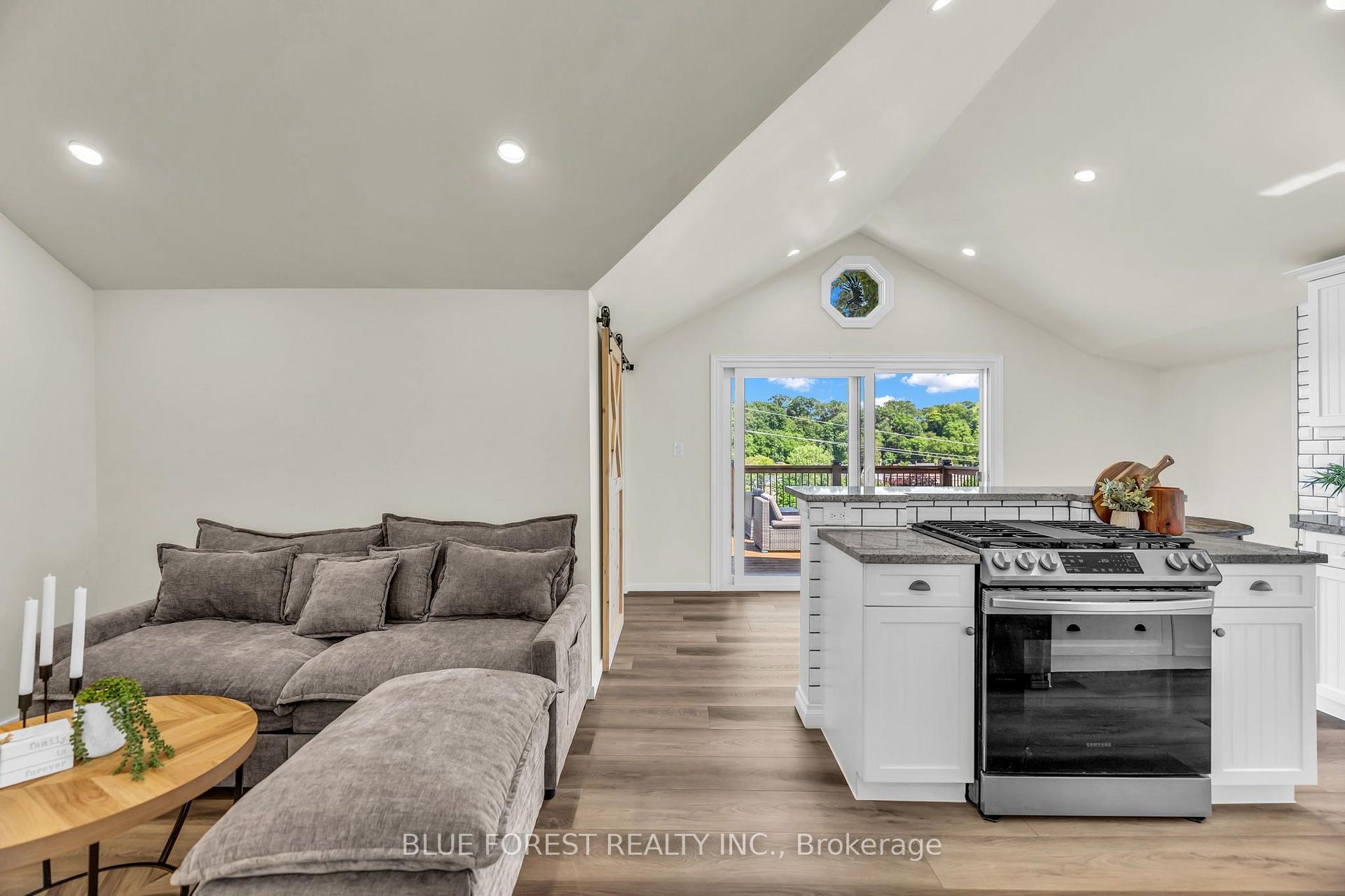 Photo 12 of 213 William Street, Central Elgin, Port Stanley — HOMEH