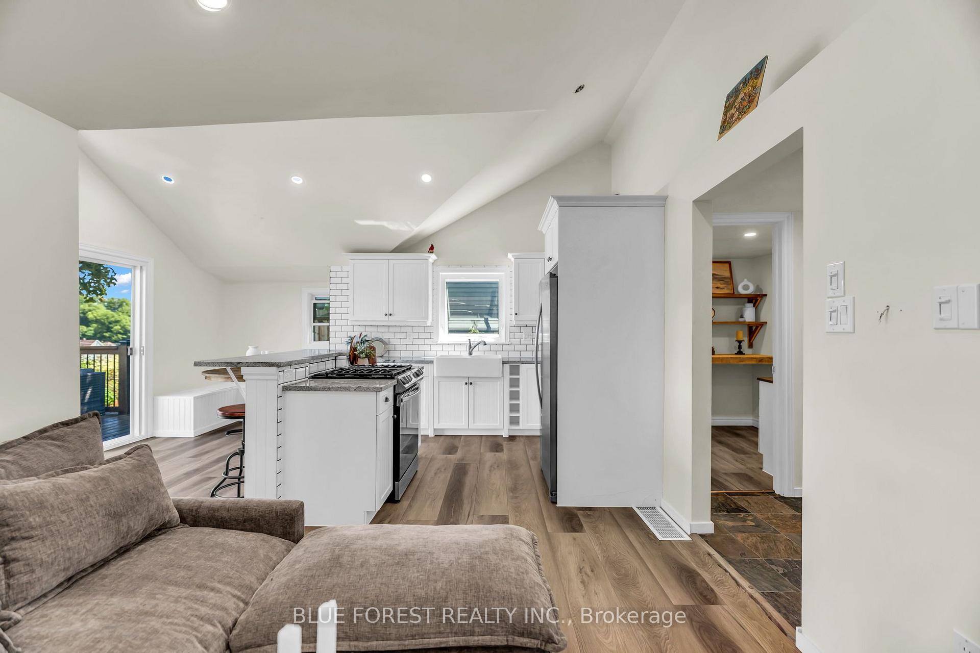 Photo 14 of 213 William Street, Central Elgin, Port Stanley — HOMEH