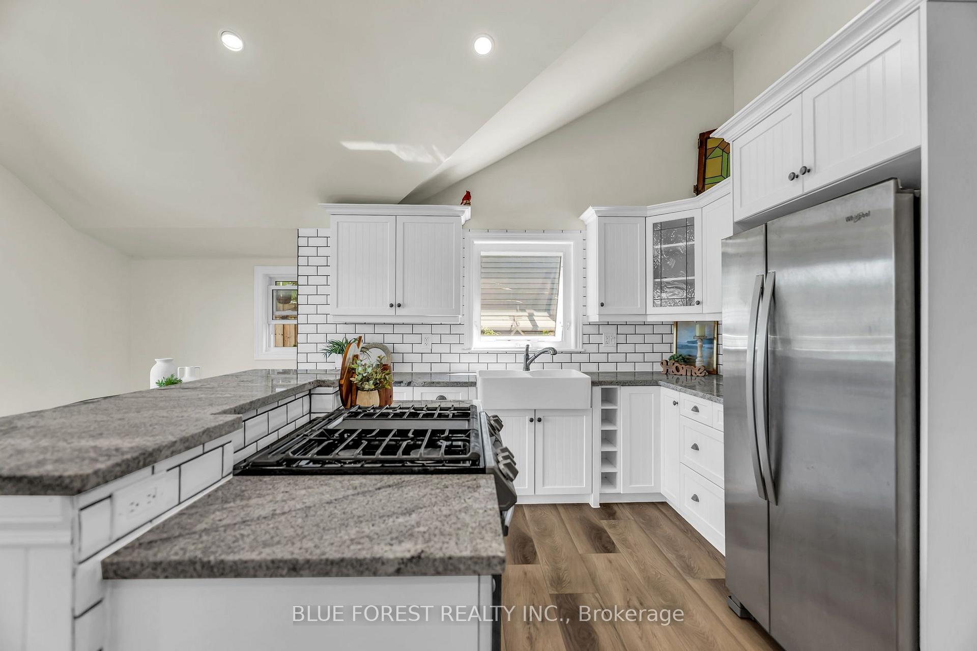 Photo 17 of 213 William Street, Central Elgin, Port Stanley — HOMEH