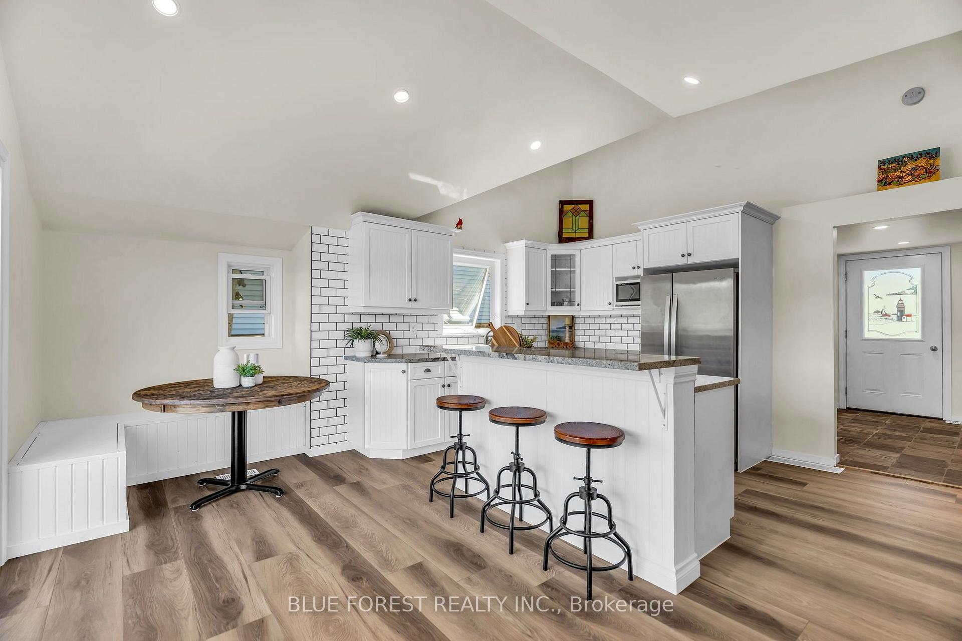 Photo 25 of 213 William Street, Central Elgin, Port Stanley — HOMEH