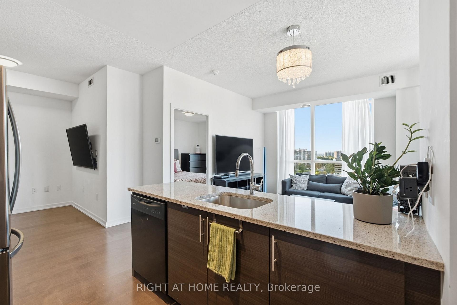 Photo 4 of Unit 1012, 70 Forest Manor Road, North York, Henry Farm — HOMEH