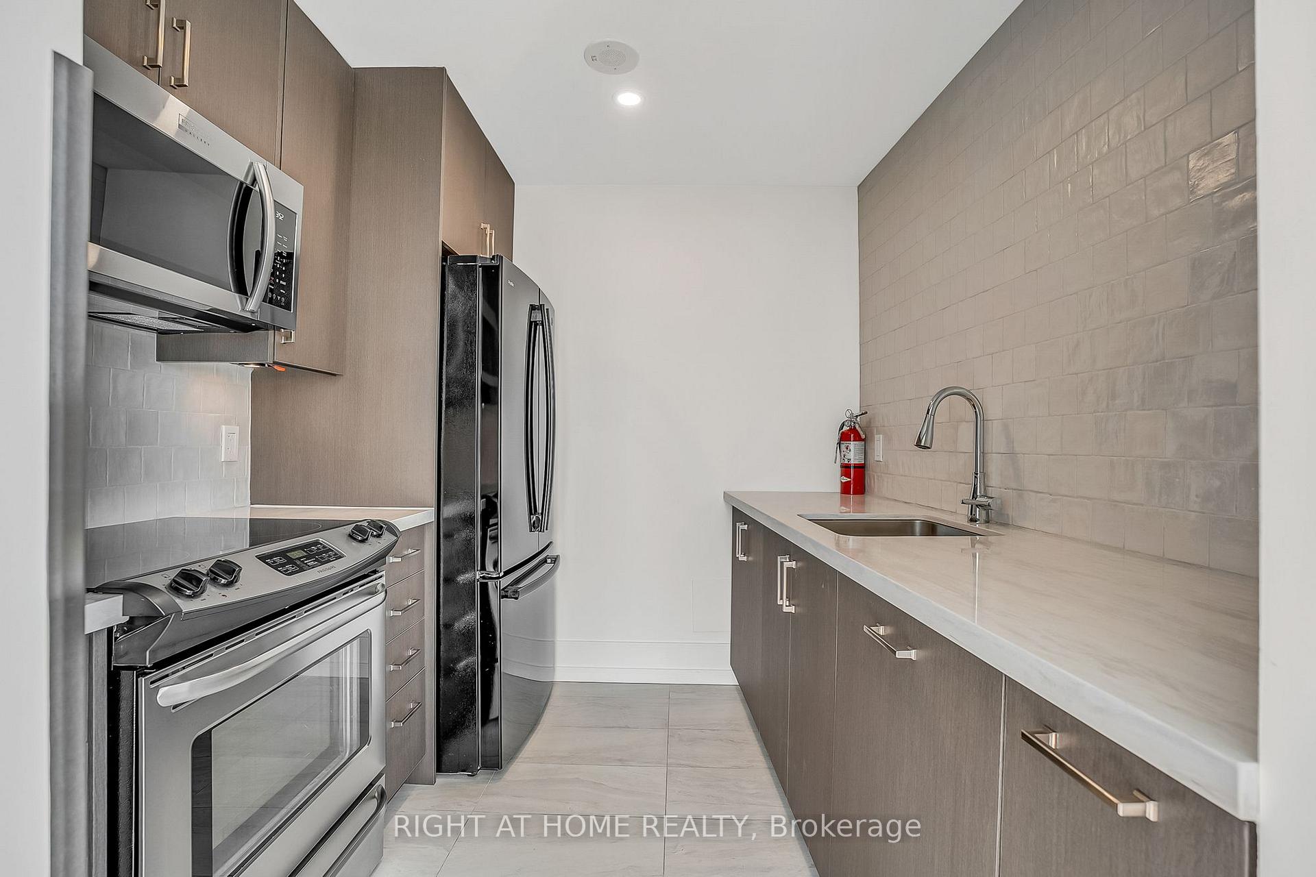 Photo 9 of Unit 1012, 70 Forest Manor Road, North York, Henry Farm — HOMEH