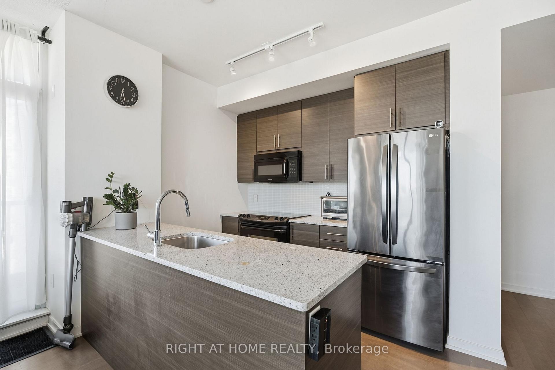 Photo 10 of Unit 1012, 70 Forest Manor Road, North York, Henry Farm — HOMEH