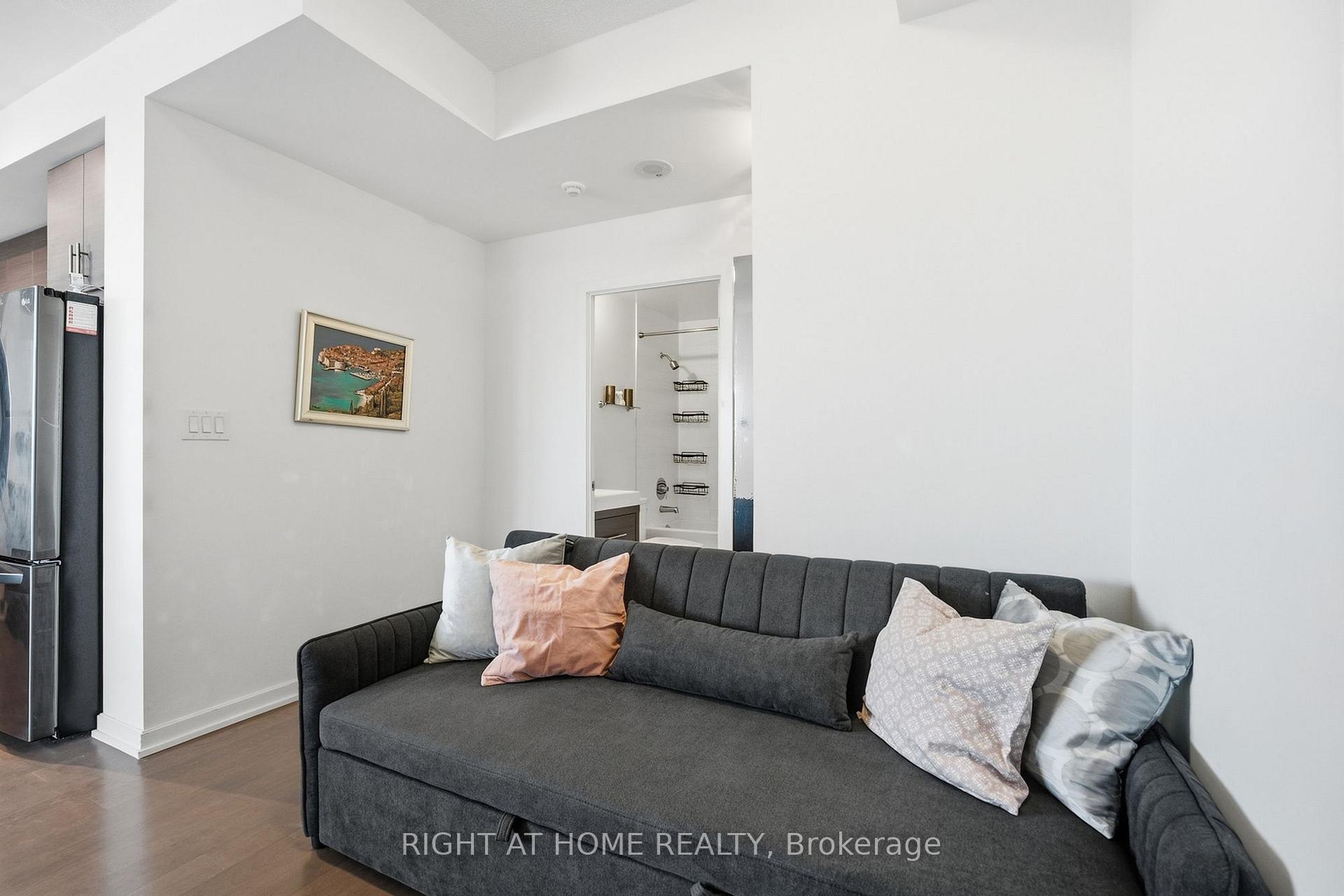 Photo 13 of Unit 1012, 70 Forest Manor Road, North York, Henry Farm — HOMEH