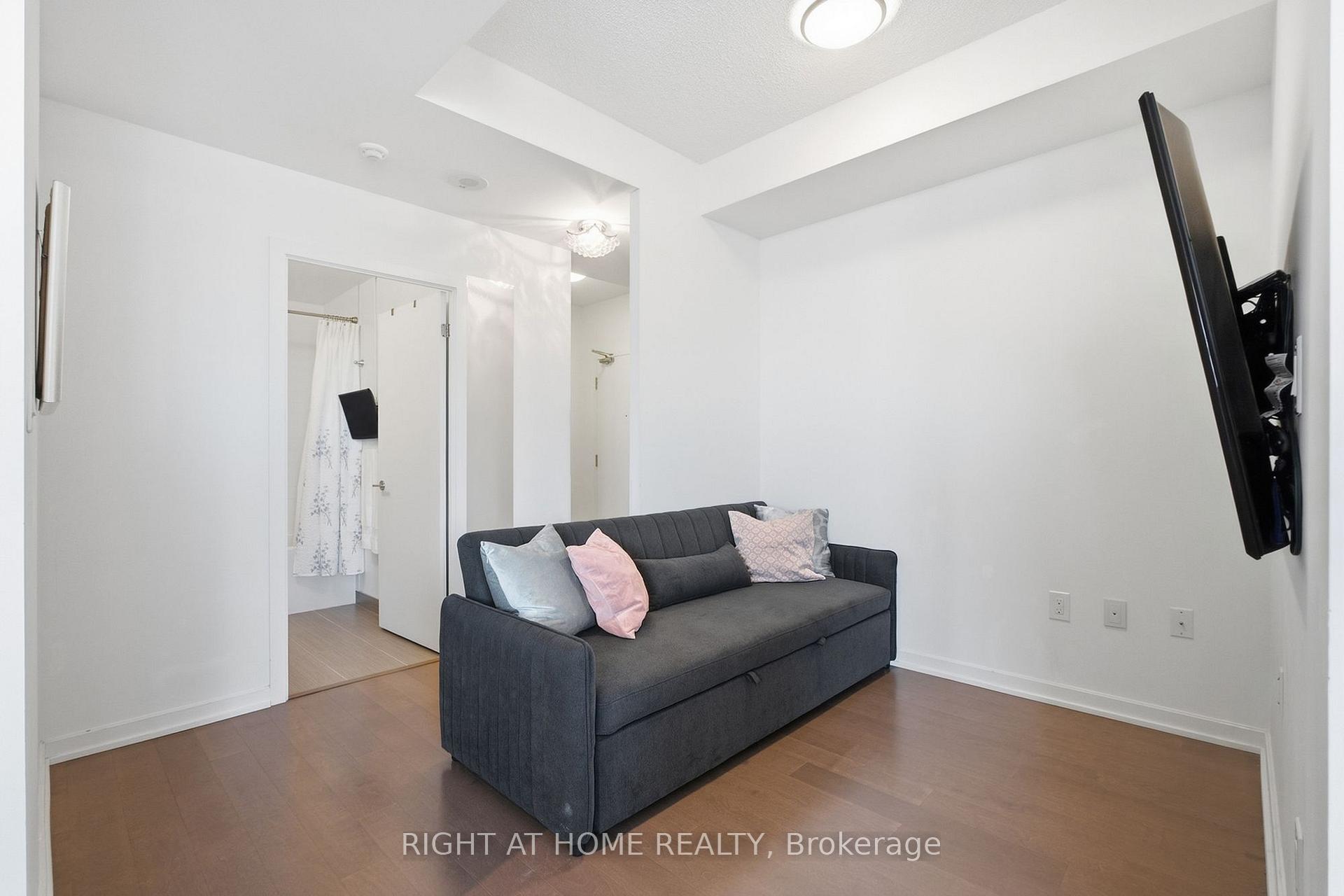 Photo 14 of Unit 1012, 70 Forest Manor Road, North York, Henry Farm — HOMEH