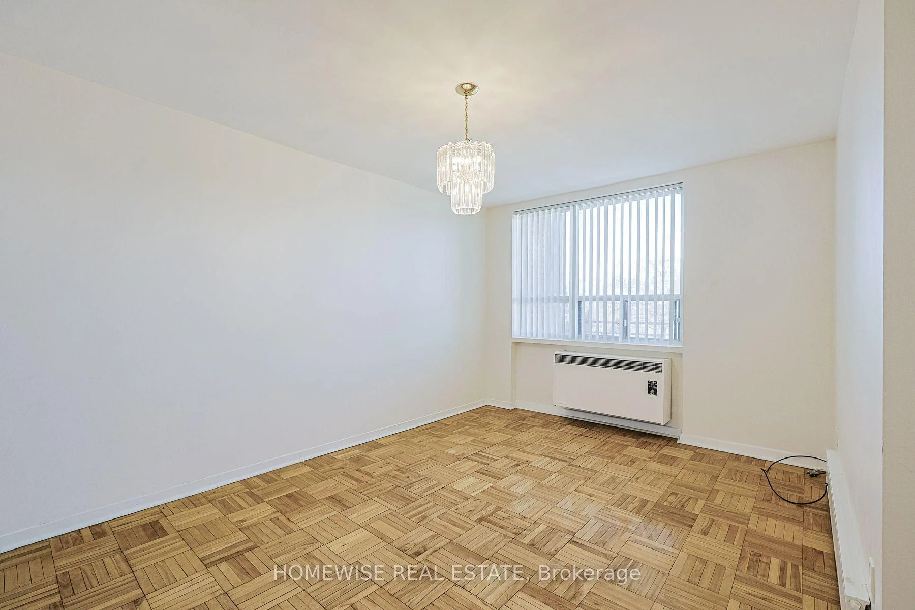 Photo 8 of Unit 210, 485 Kingston Road, Toronto, The Beaches — HOMEH