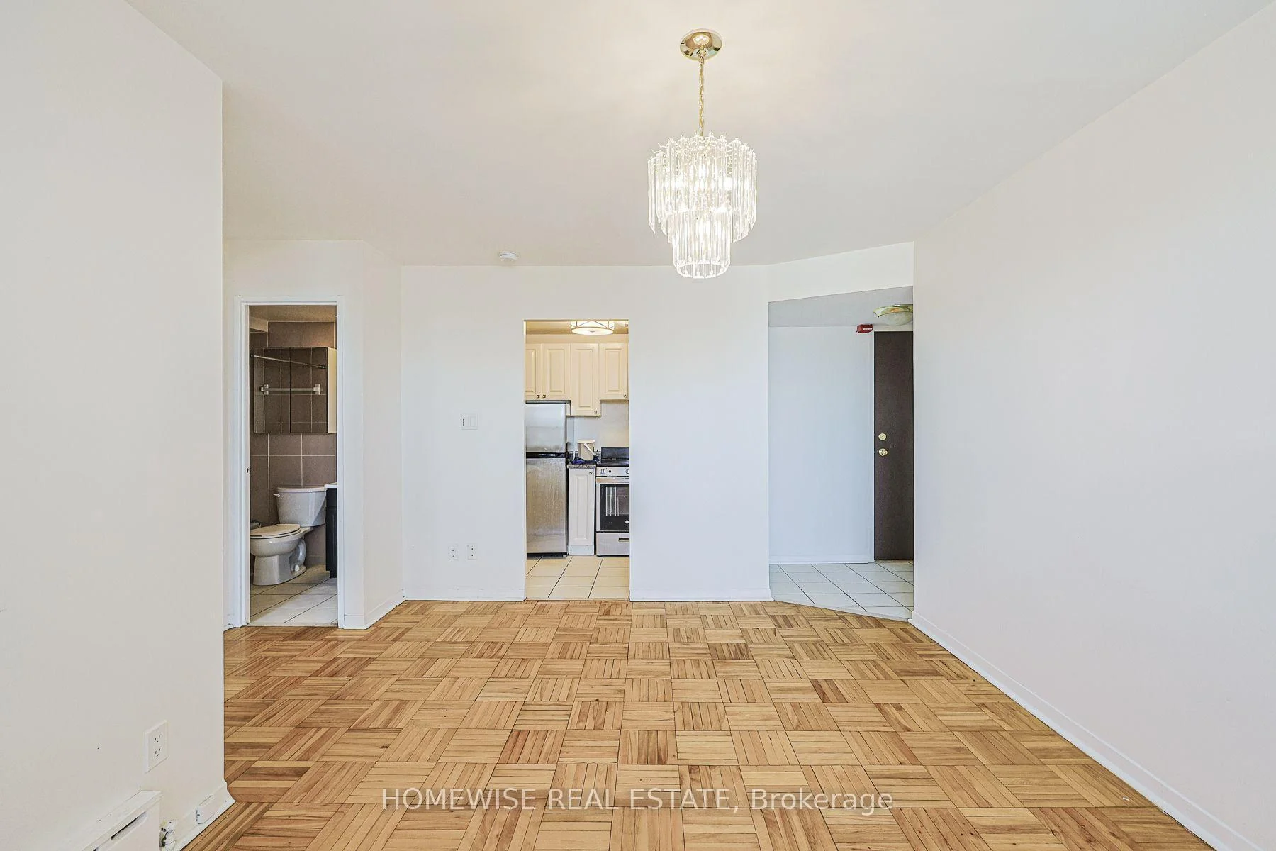 Photo 12 of Unit 210, 485 Kingston Road, Toronto, The Beaches — HOMEH