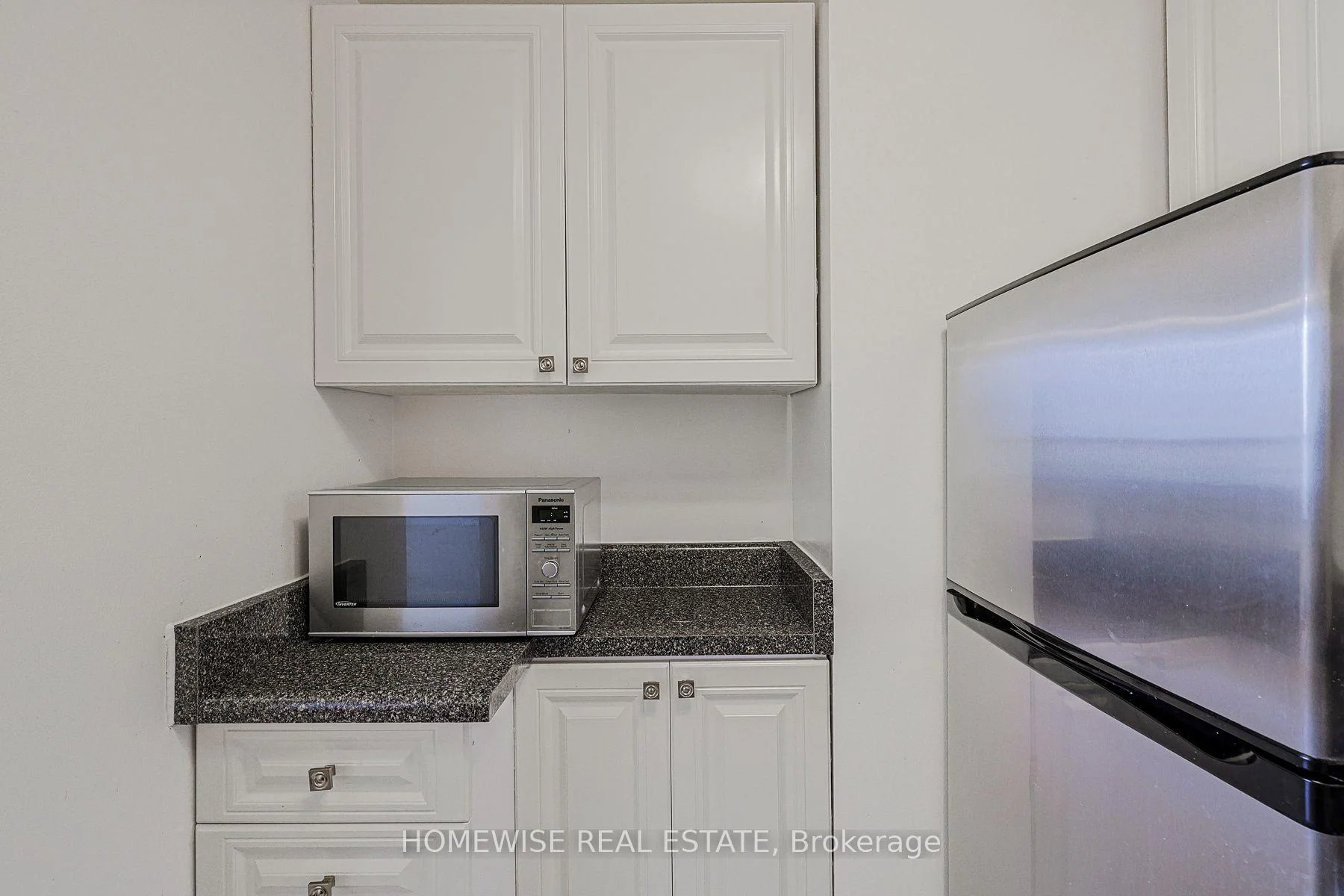 Photo 26 of Unit 210, 485 Kingston Road, Toronto, The Beaches — HOMEH