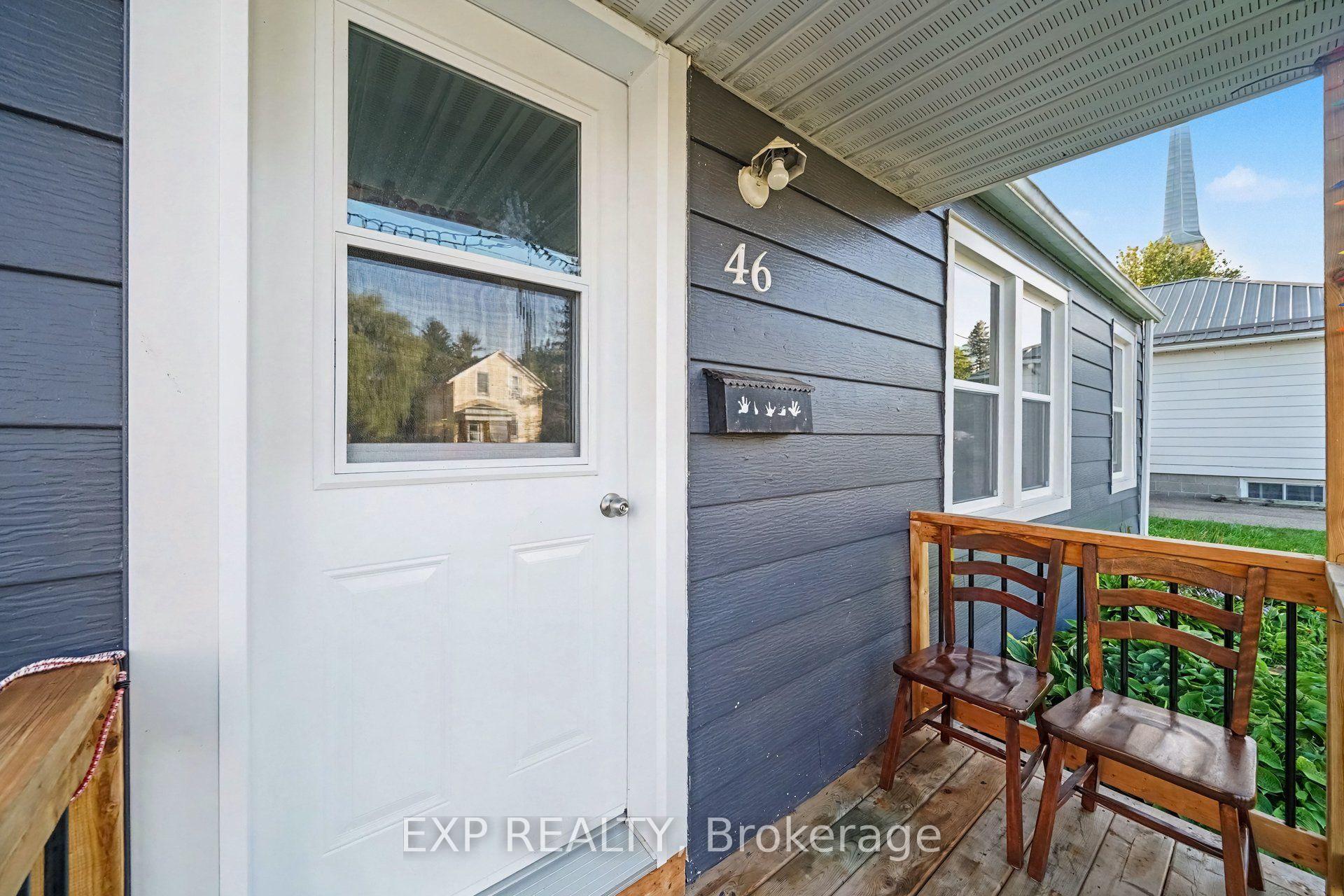 Photo 5 of 46 Wilson Street E, Perth, Perth — HOMEH