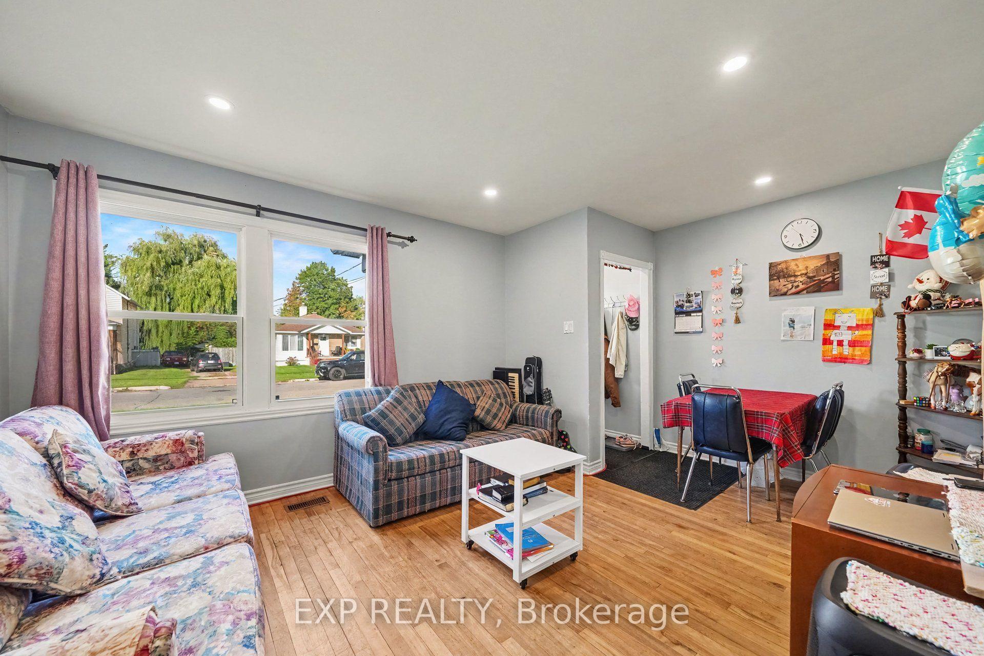 Photo 7 of 46 Wilson Street E, Perth, Perth — HOMEH