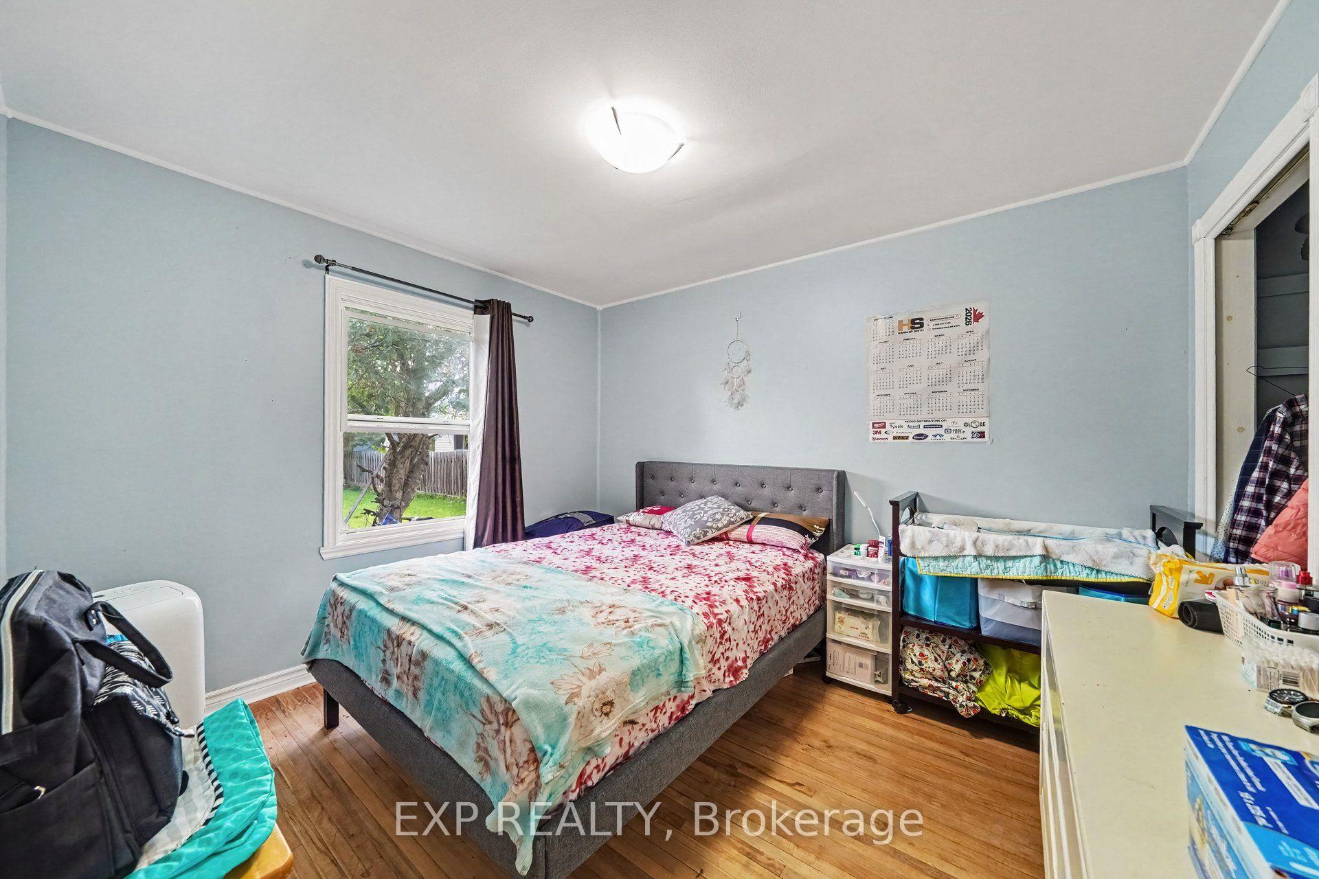 Photo 20 of 46 Wilson Street E, Perth, Perth — HOMEH