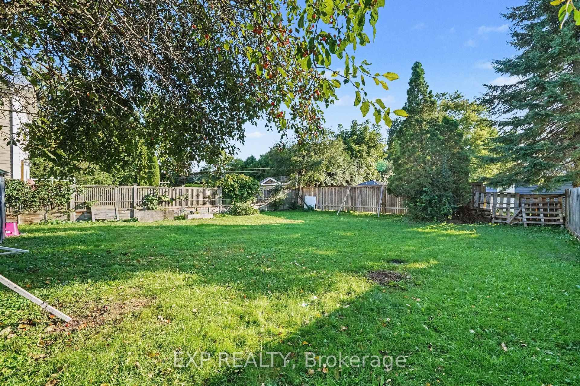 Photo 36 of 46 Wilson Street E, Perth, Perth — HOMEH