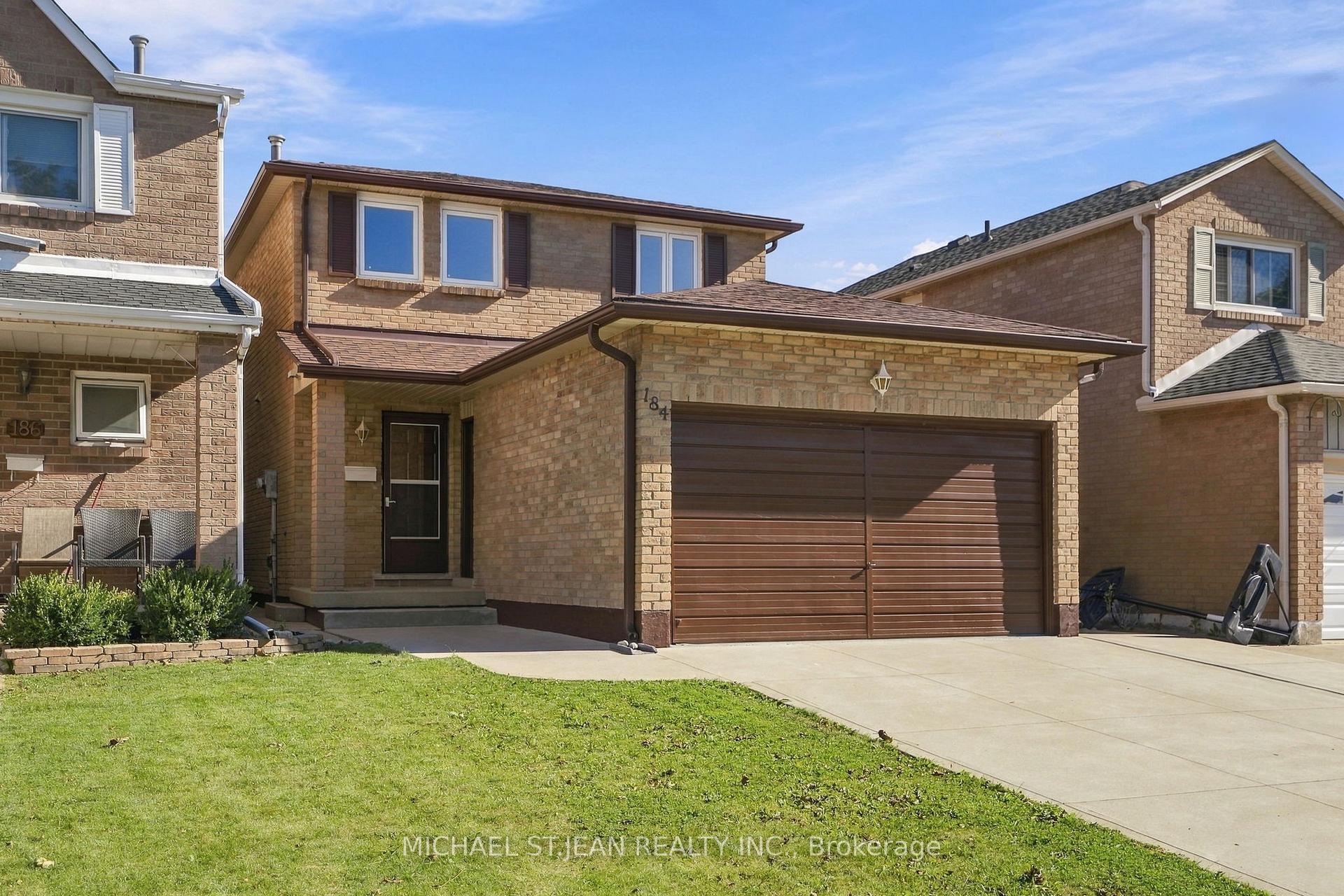 Photo 2 of 184 Macintosh Drive, Hamilton, Stoney Creek — HOMEH