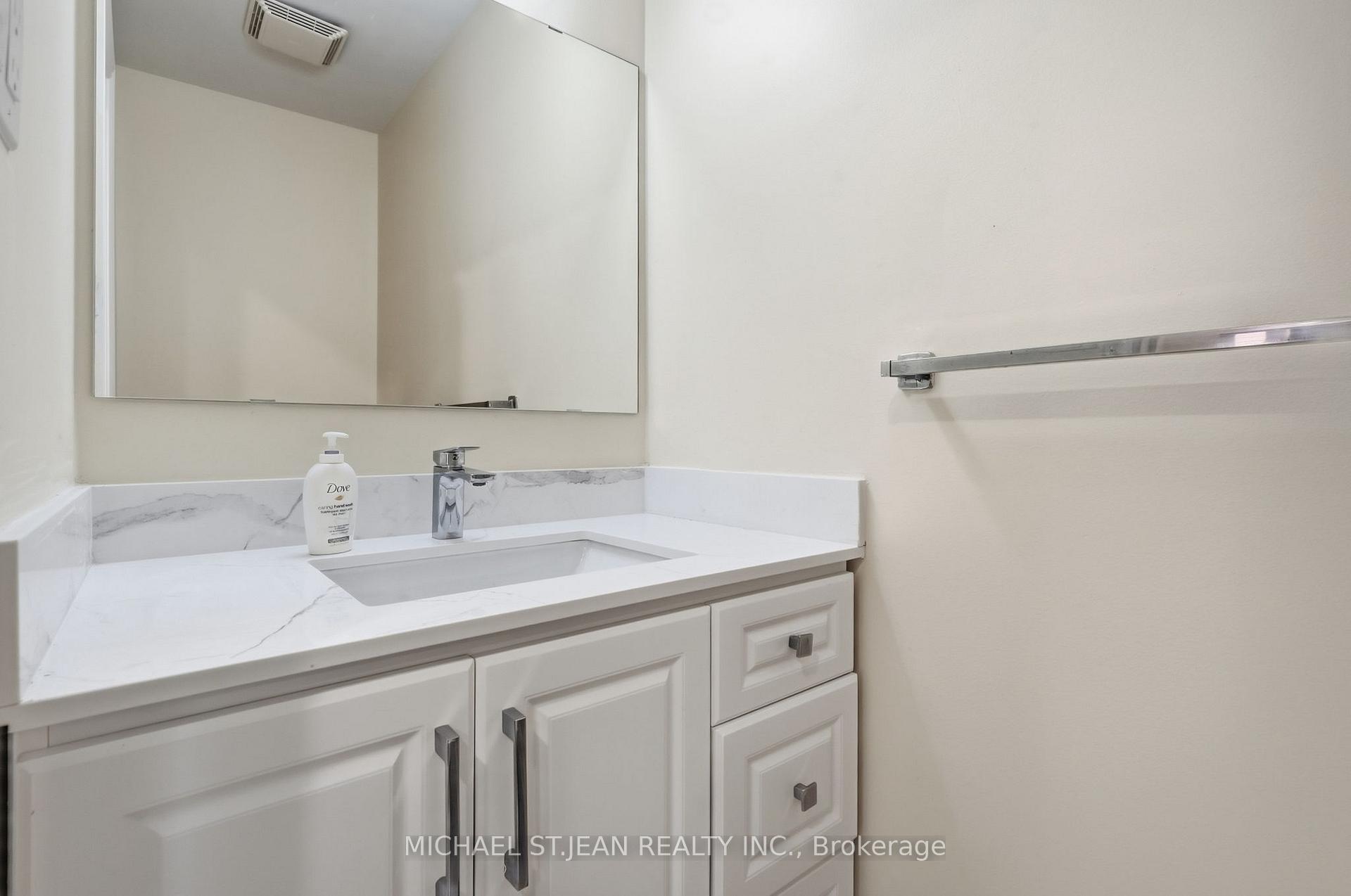 Photo 16 of 184 Macintosh Drive, Hamilton, Stoney Creek — HOMEH