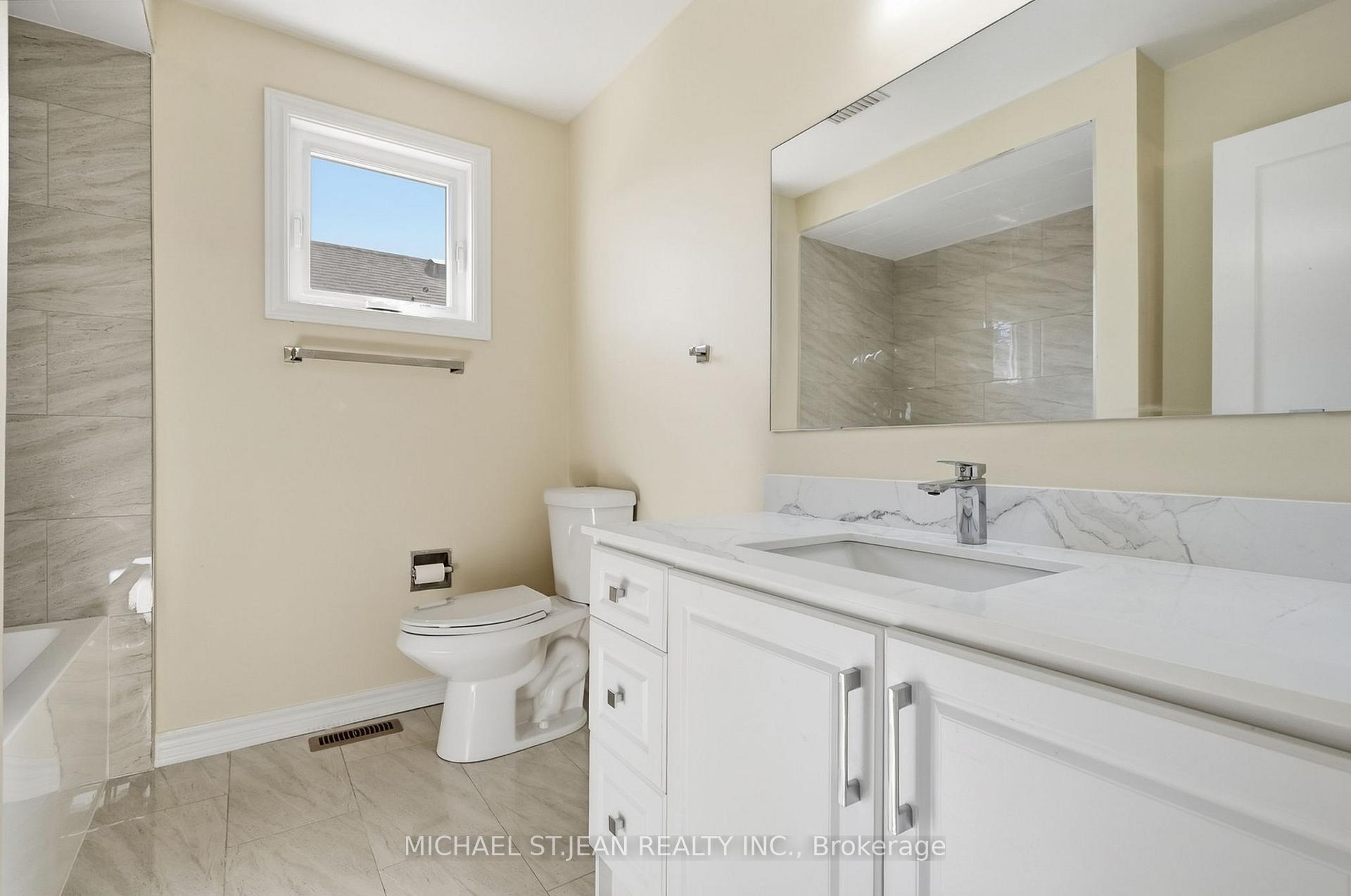 Photo 33 of 184 Macintosh Drive, Hamilton, Stoney Creek — HOMEH