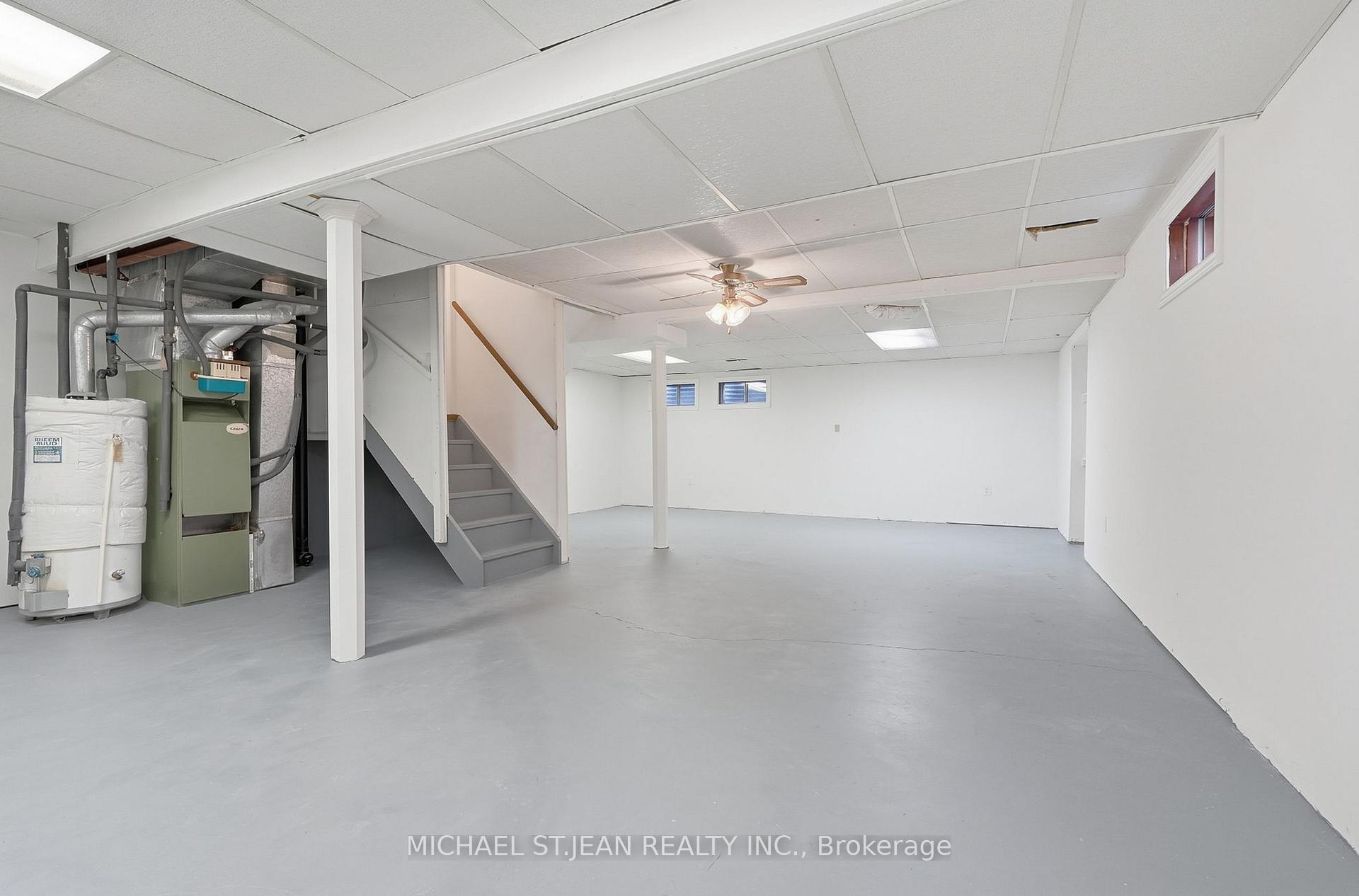 Photo 40 of 184 Macintosh Drive, Hamilton, Stoney Creek — HOMEH