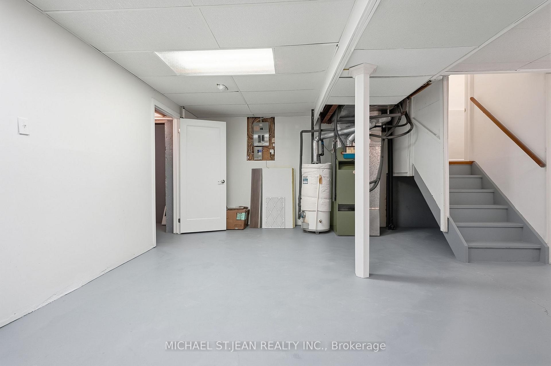 Photo 41 of 184 Macintosh Drive, Hamilton, Stoney Creek — HOMEH