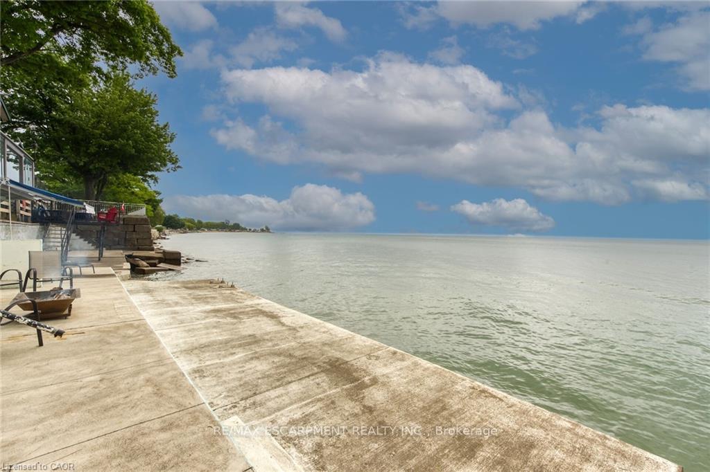 Photo 17 of 2090 Lakeshore Road, Haldimand — HOMEH